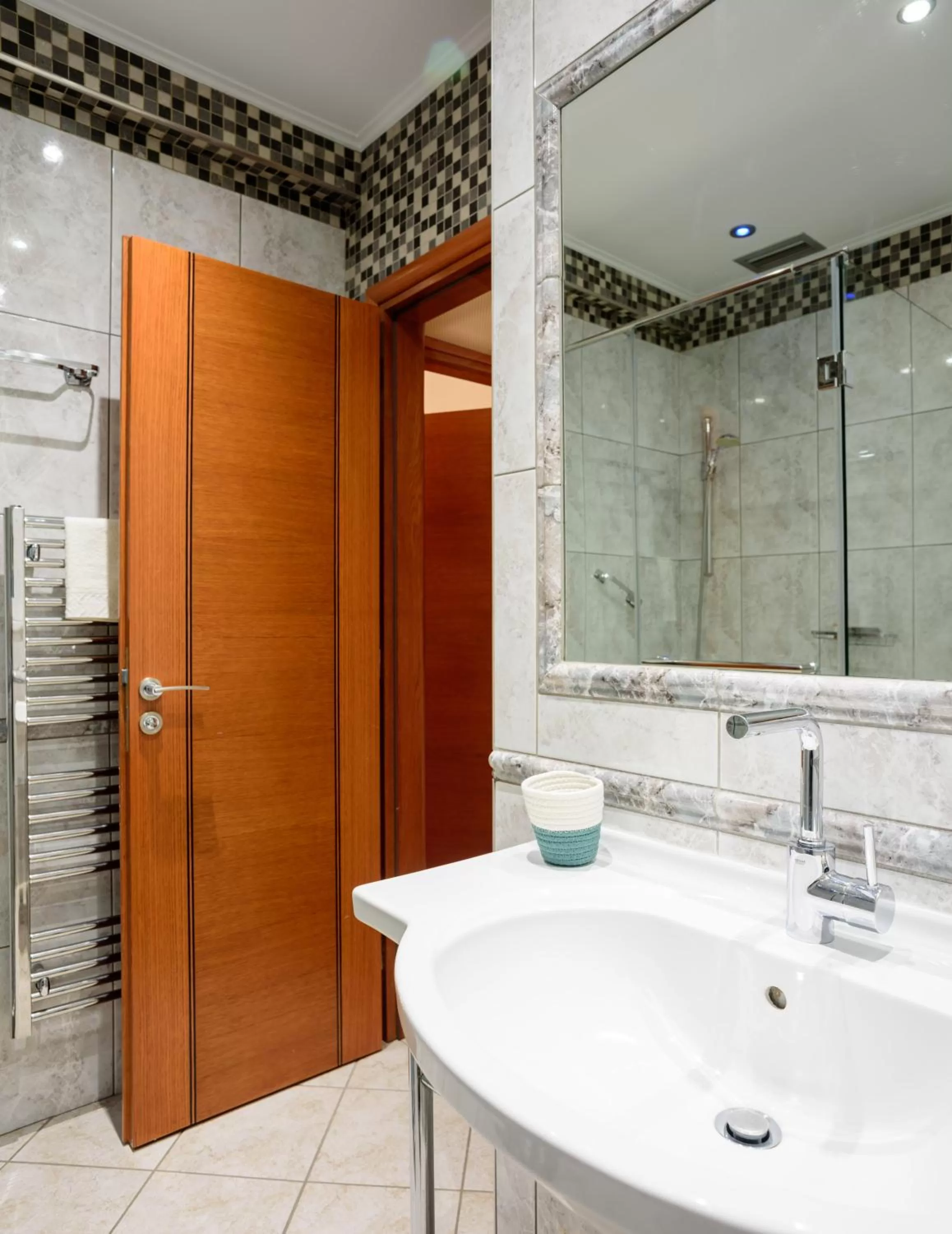 Bathroom in Lume Athens