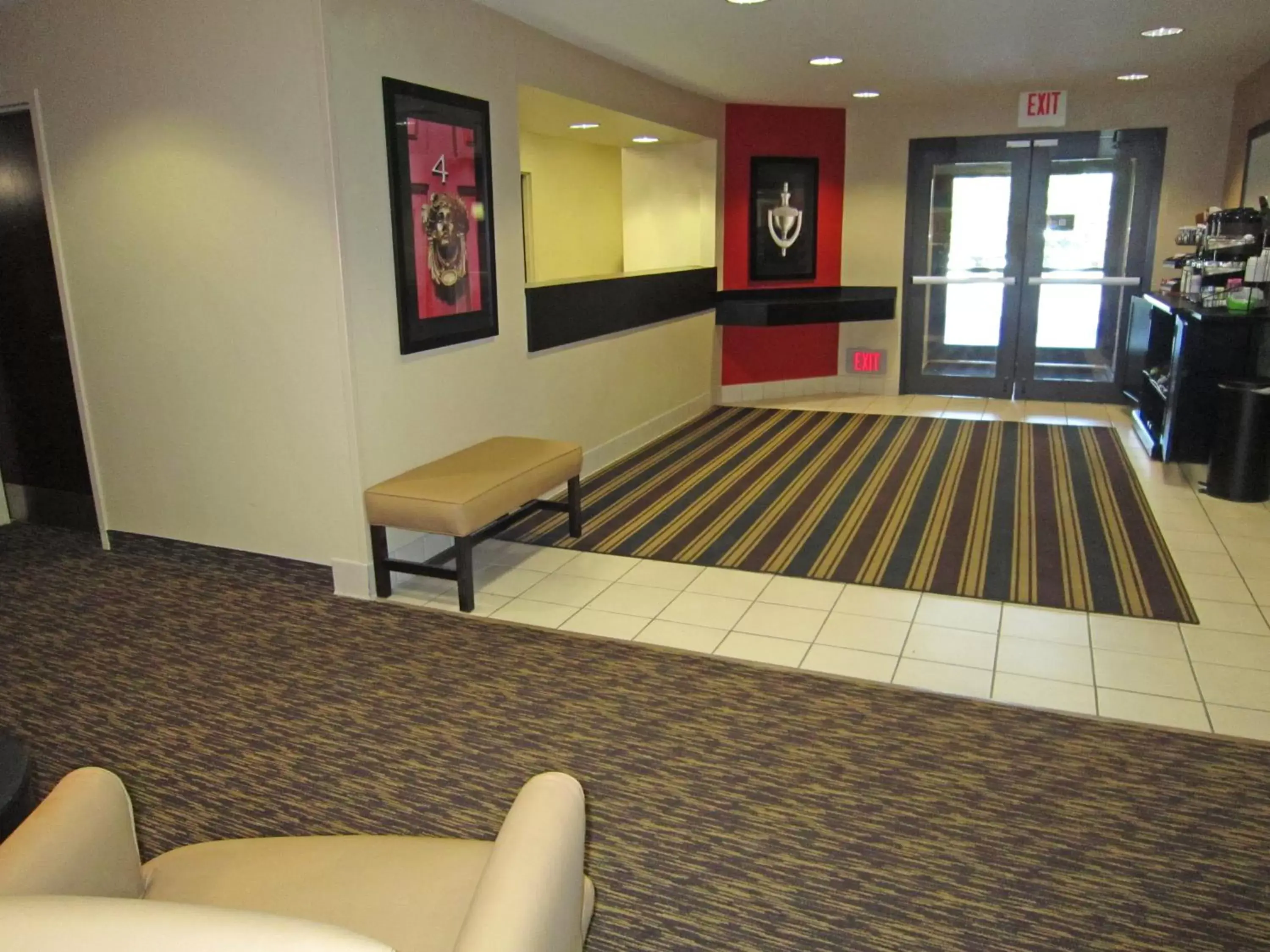 Lobby or reception, Lobby/Reception in Extended Stay America Suites - St Petersburg - Clearwater - Executive Dr