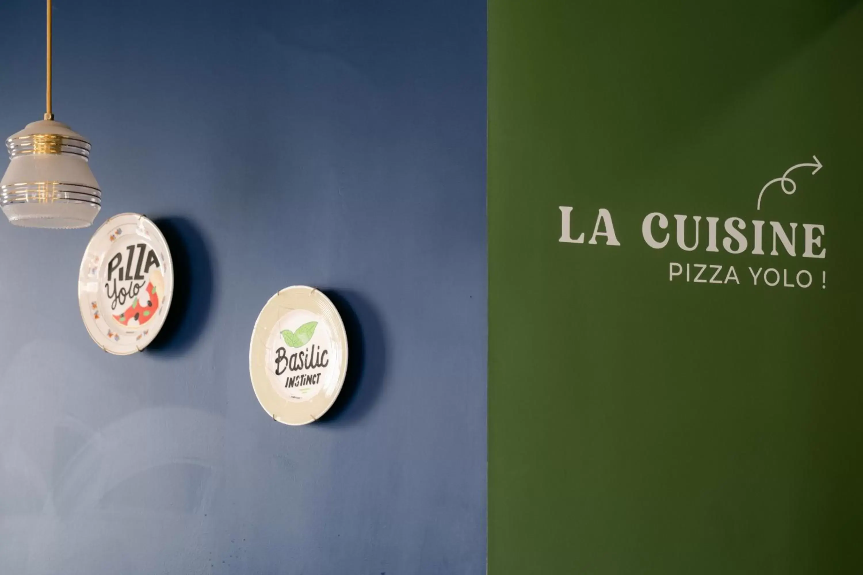 Restaurant/places to eat, Logo/Certificate/Sign/Award in Le Lieu Dit
