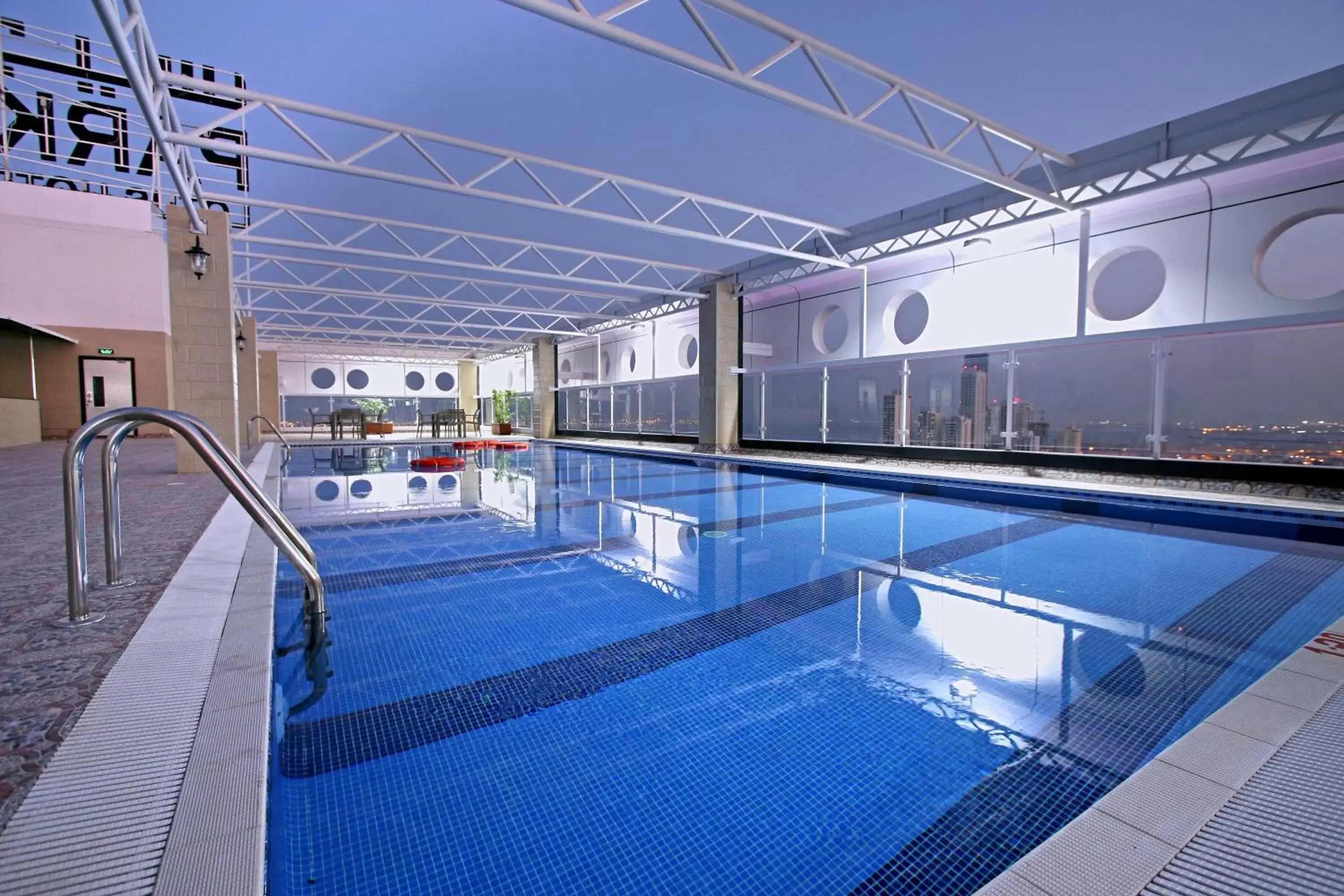 Pool view, Swimming Pool in Park Regis Lotus Hotel