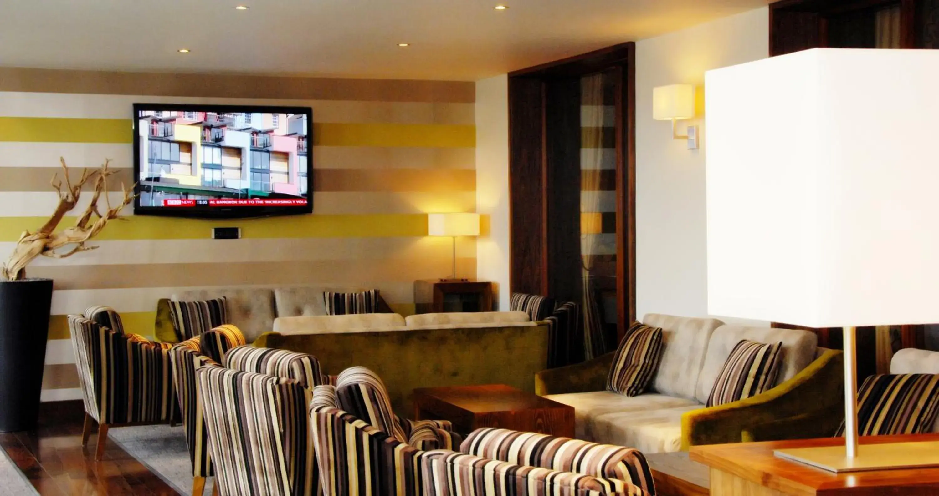 Communal lounge/ TV room, Seating Area in Smiths At Gretna Green Hotel