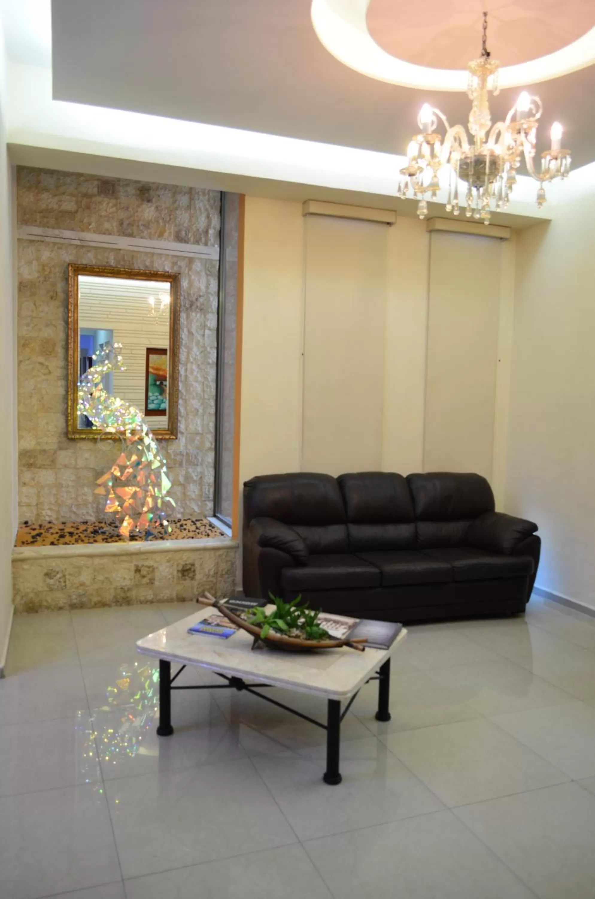 Lobby or reception in Hotel Real Mercedes