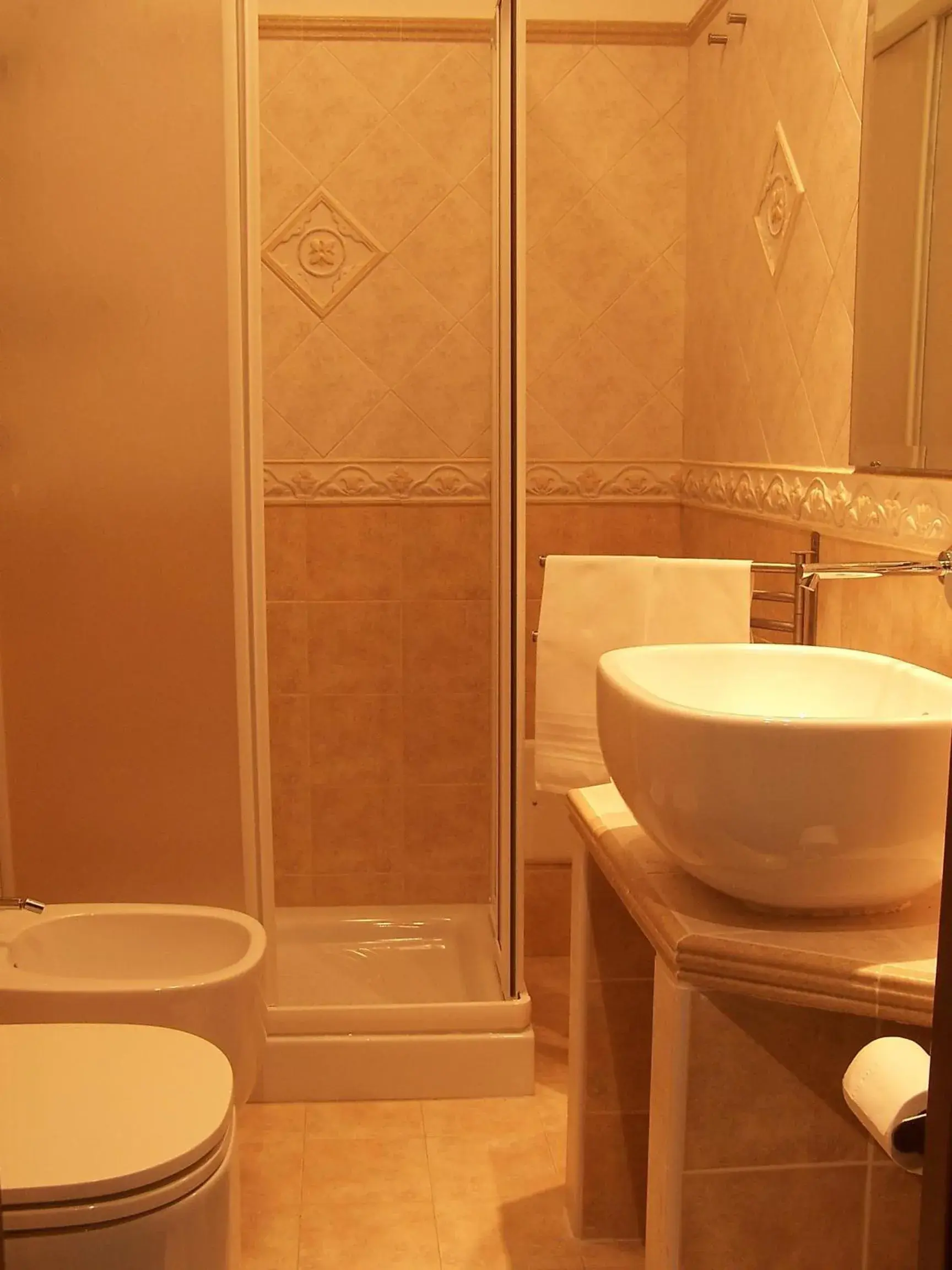 Bathroom in Hotel La Pace - Experience