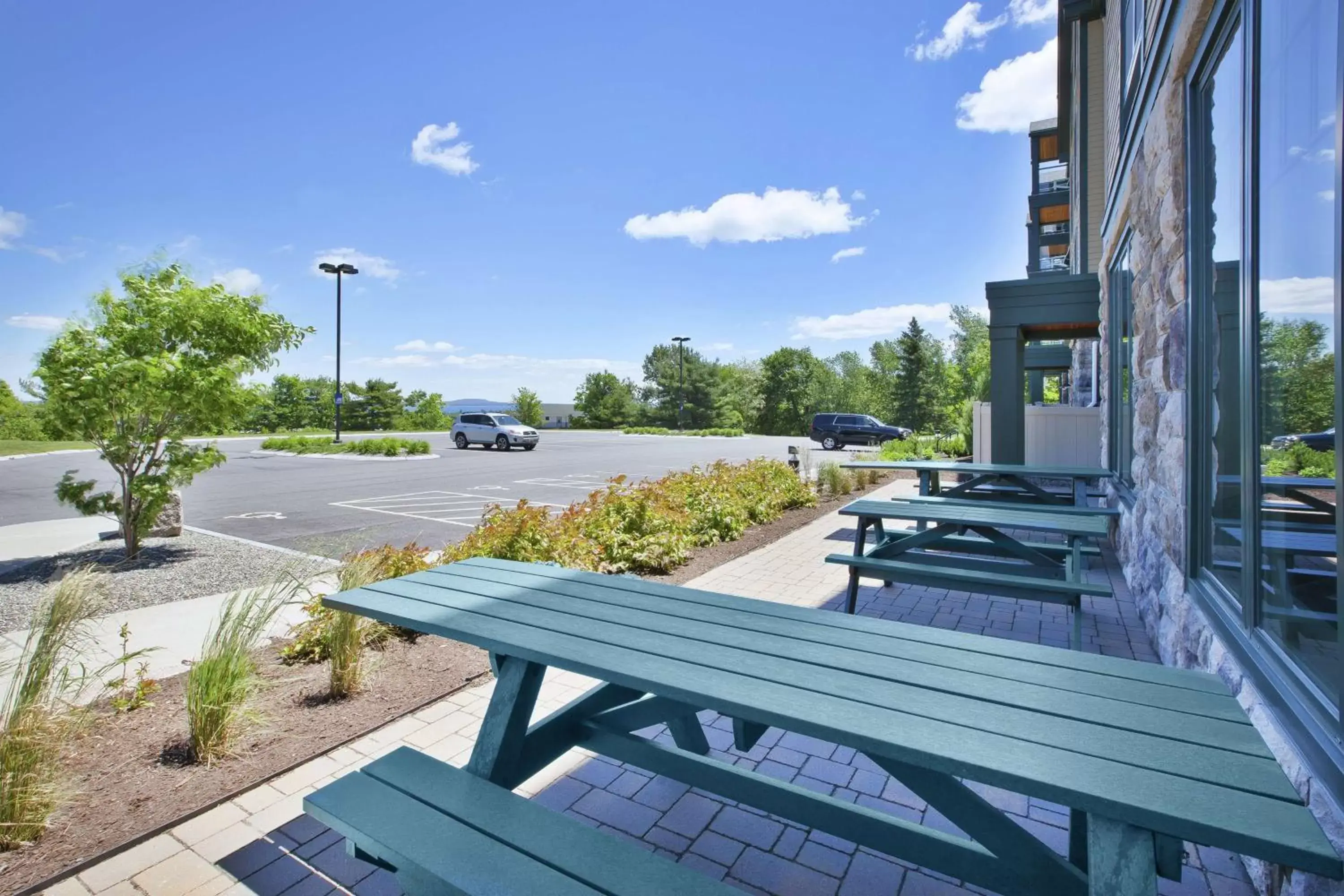 Patio in Hampton Inn By Hilton Bar Harbor