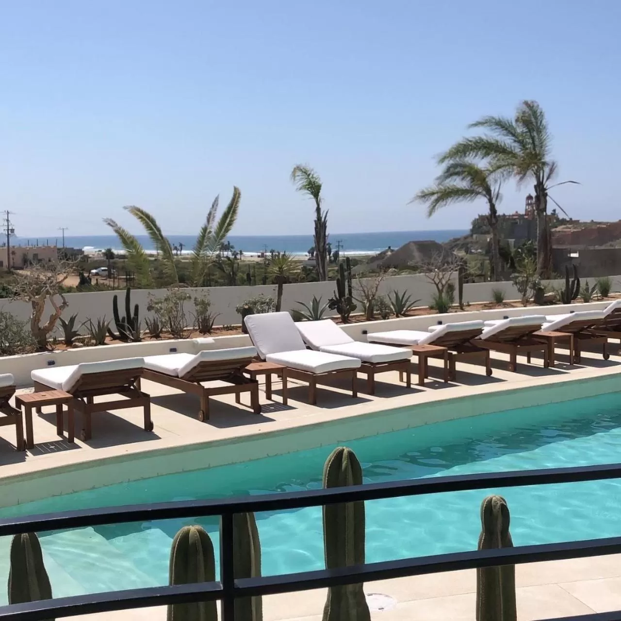 Pool view, Swimming Pool in Cerritos Surf Residences