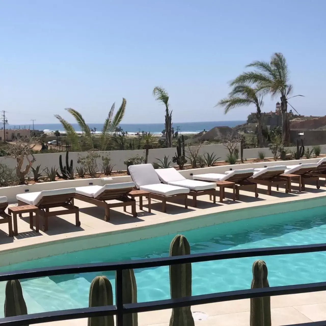 Pool view, Swimming Pool in Cerritos Surf Residences
