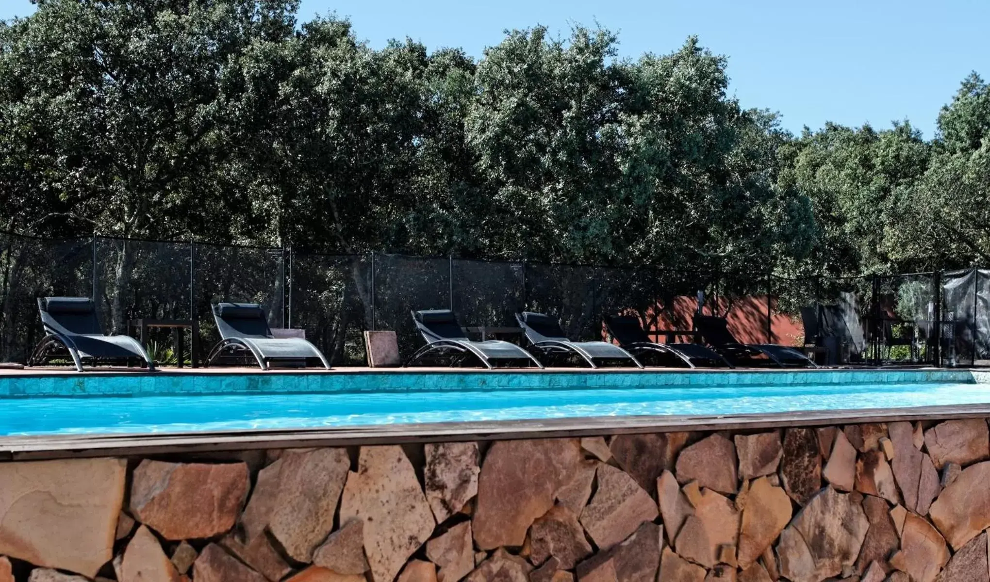 Pool view, Swimming Pool in Hôtel Disini Montpellier Est, The Originals Relais (Relais du Silence)