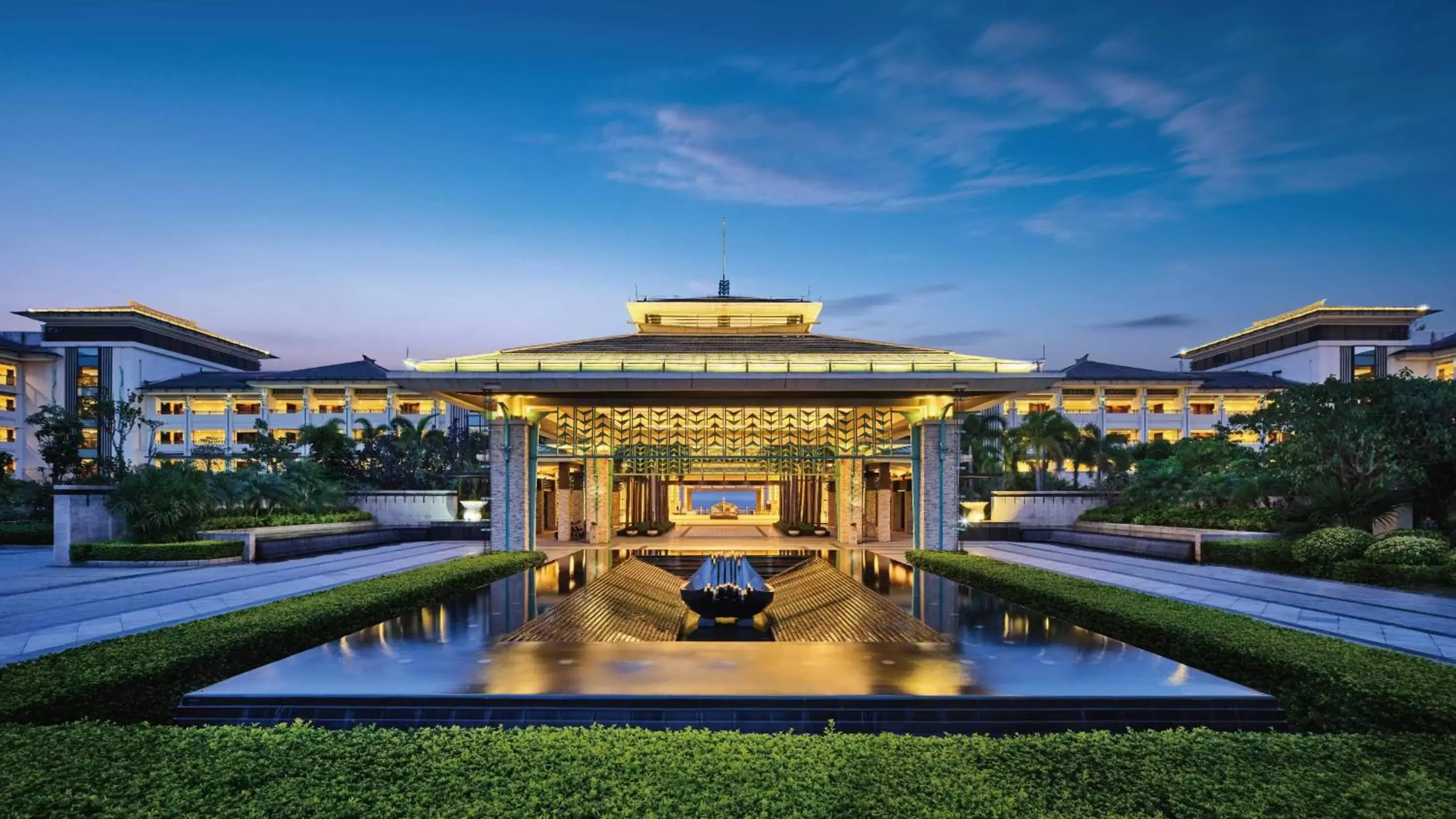 Property building in Crowne Plaza Hailing Island, an IHG Hotel Property building in Crowne Plaza Hailing Island, an IHG Hotel