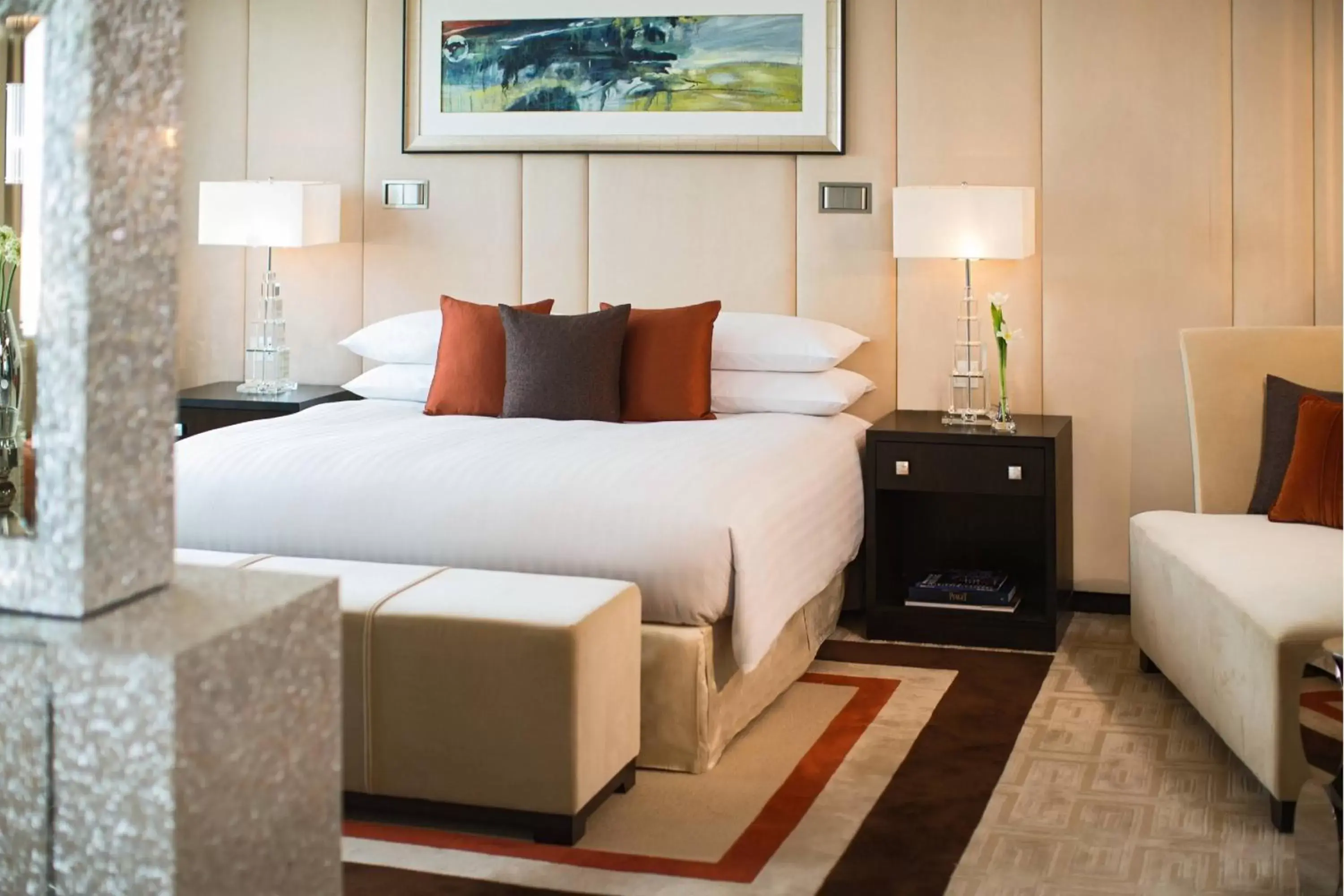 Bedroom, Bed in Hong Kong SkyCity Marriott Hotel