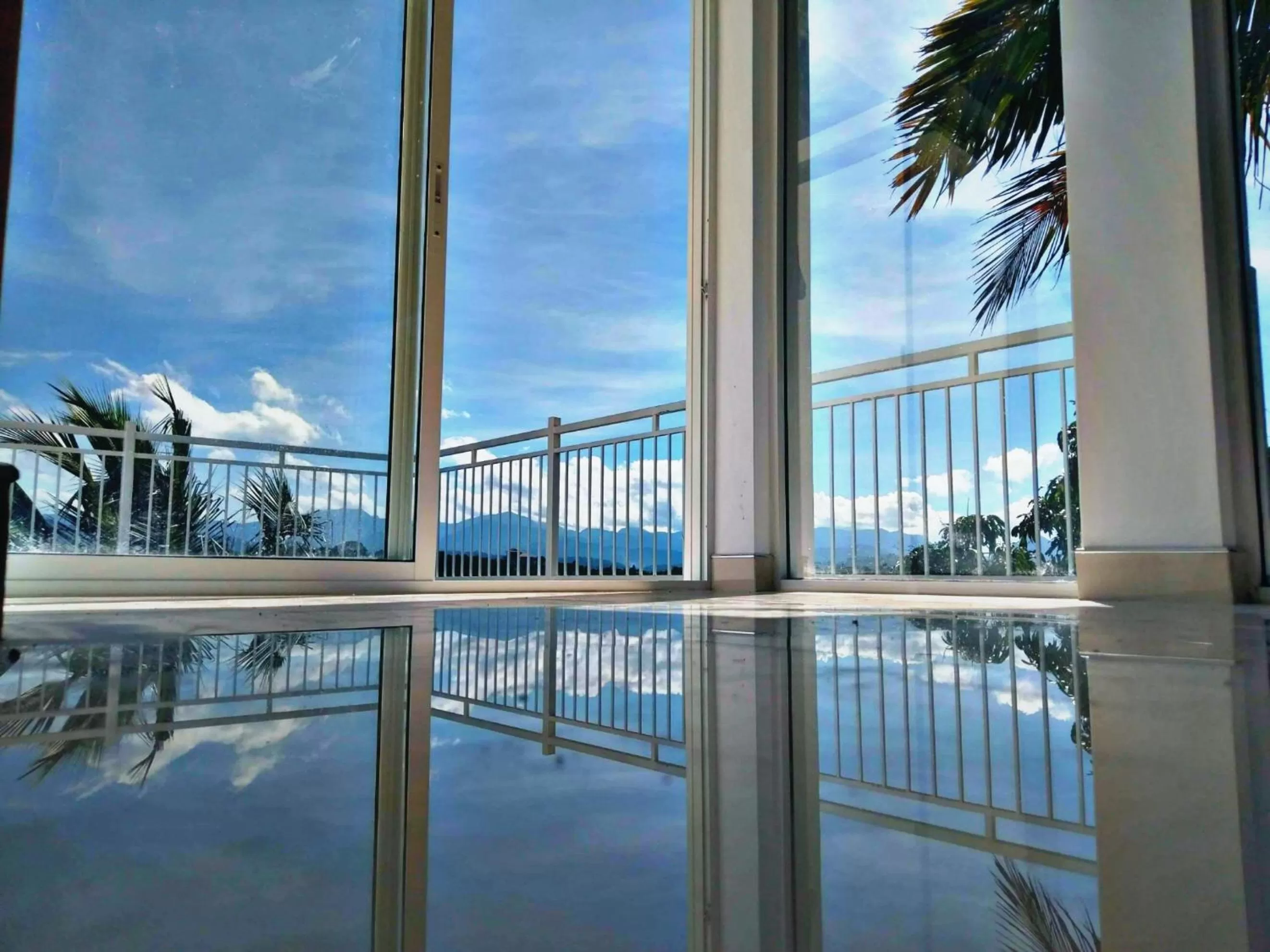 Day in Mahaweli View Inn Kandy