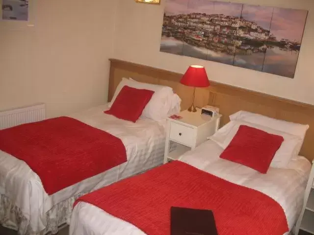 Bed in Sampford Harbour Side Guest House