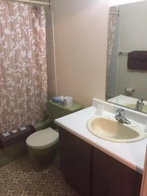 Bathroom in Spring Villa Hotel