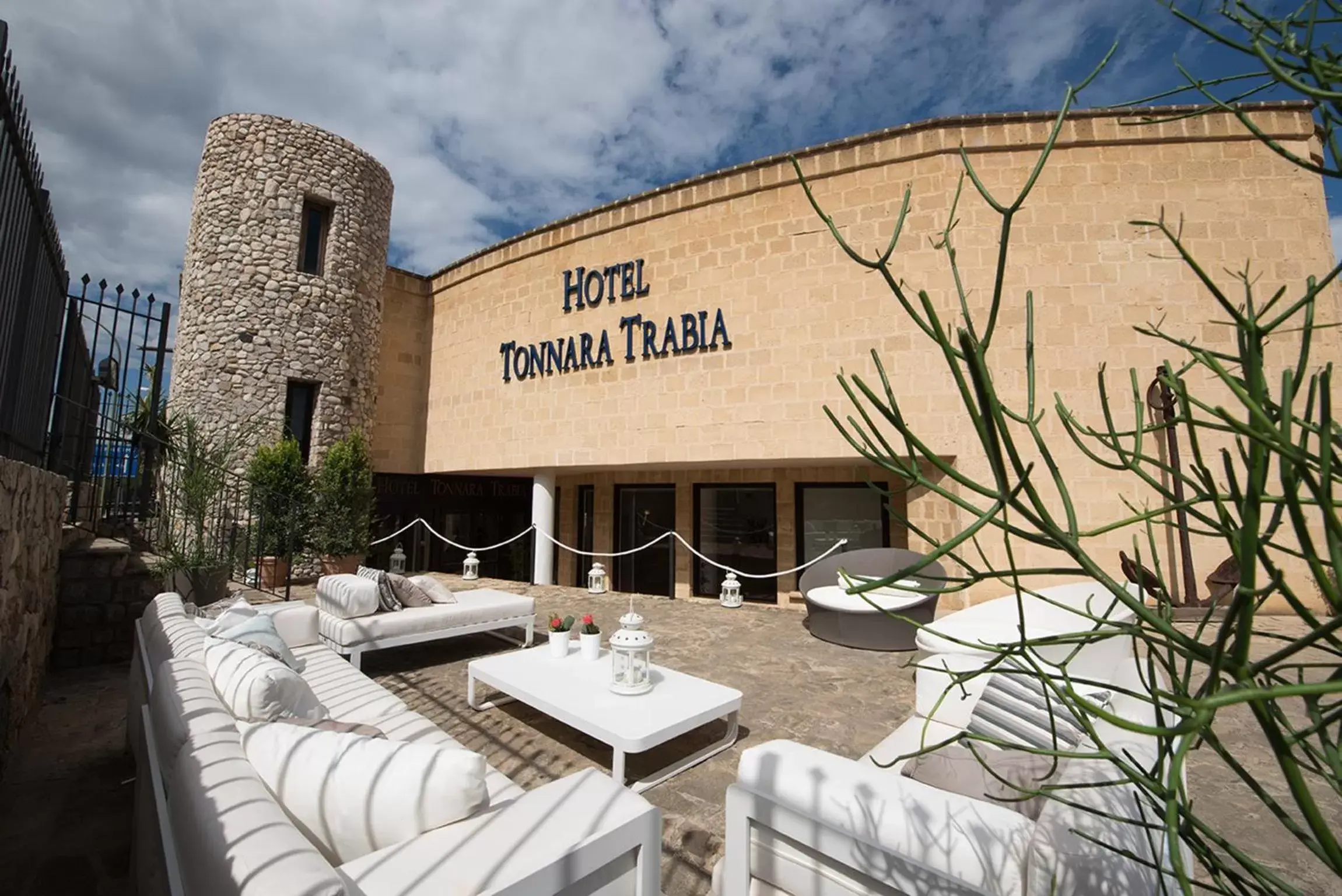 Property building in Hotel Tonnara Trabia Property building in Hotel Tonnara Trabia