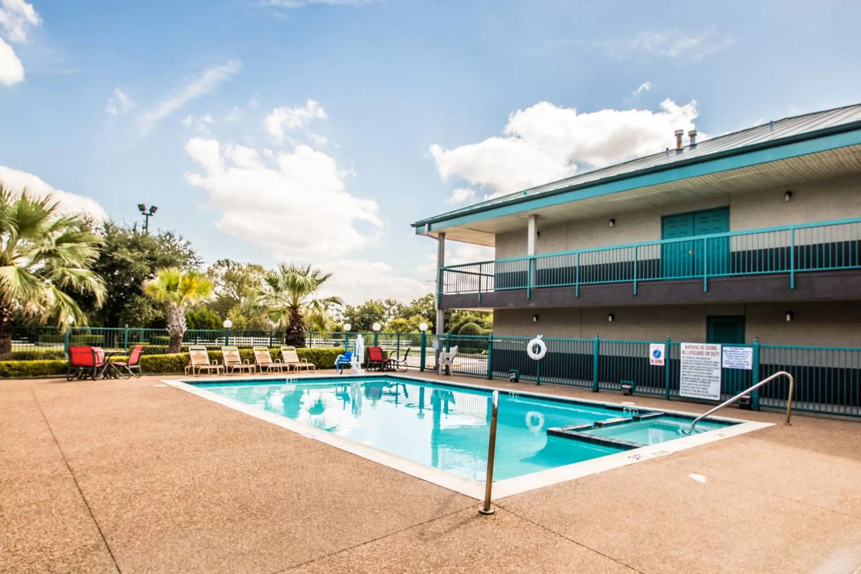 Swimming Pool in Americas Best Value Inn - Fort Worth