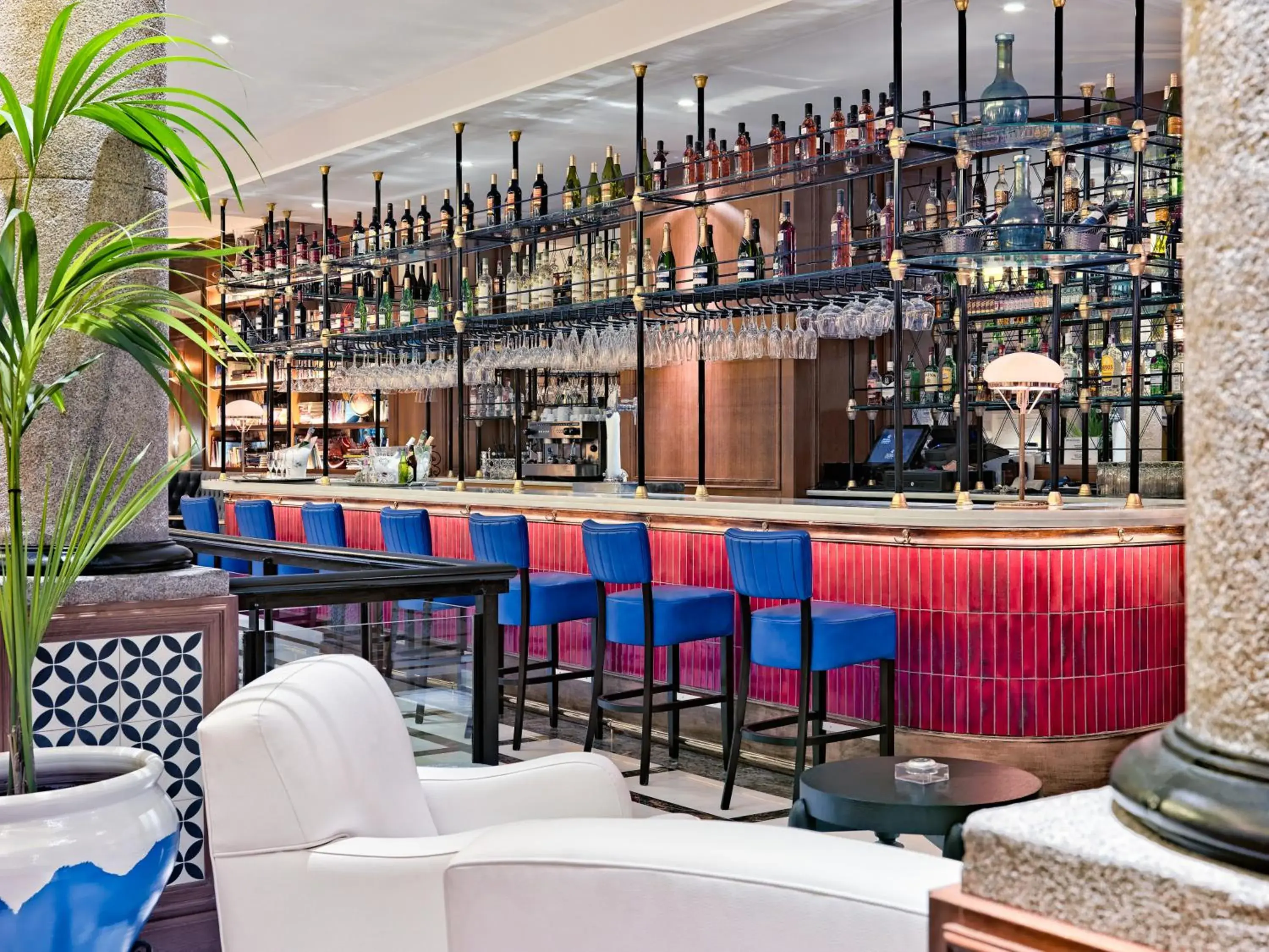 Lounge or bar, Lounge/Bar in Boutique Hotel H10 Villa de la Reina