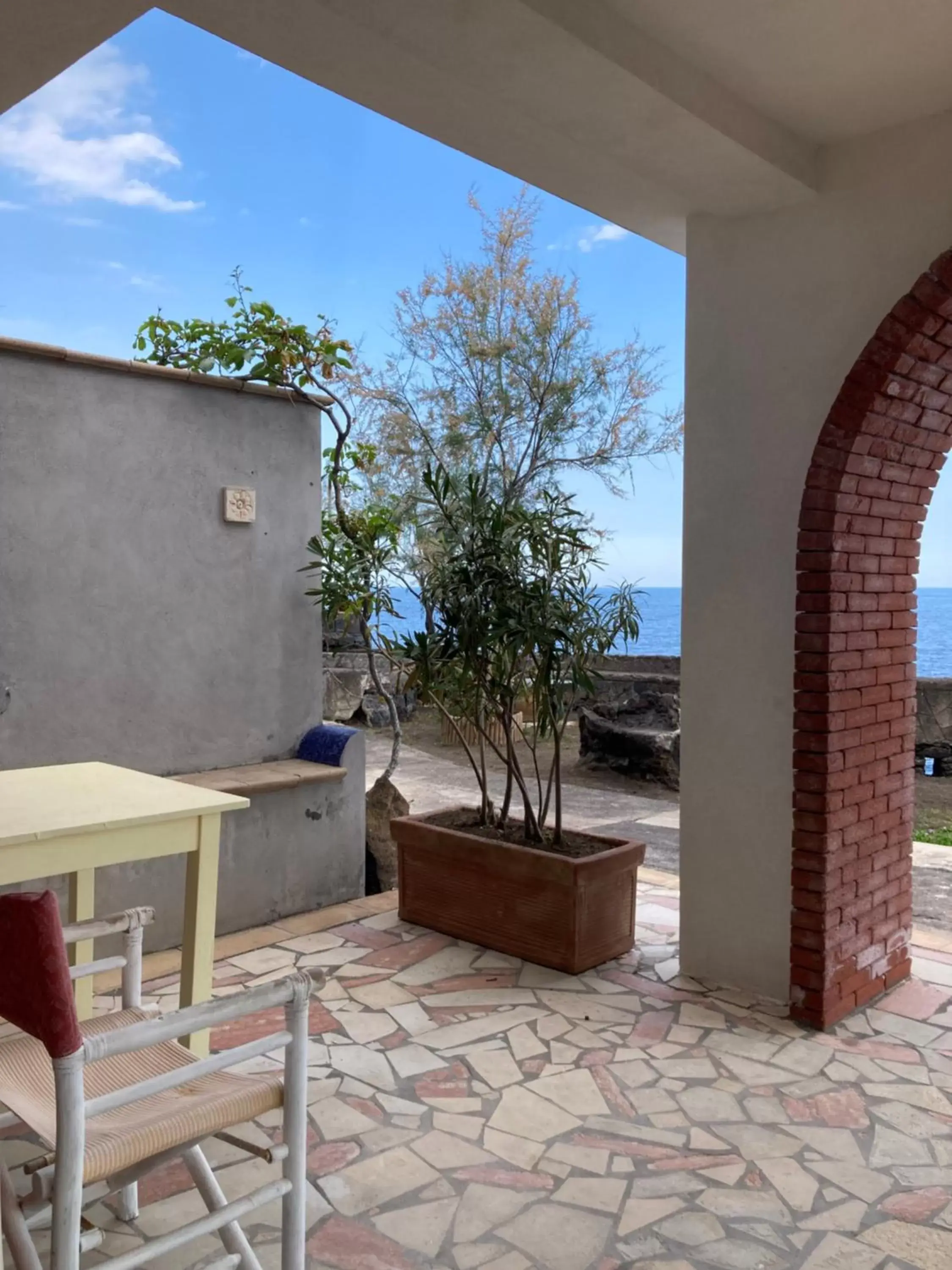 Inner courtyard view in Aci Brezza di Mare