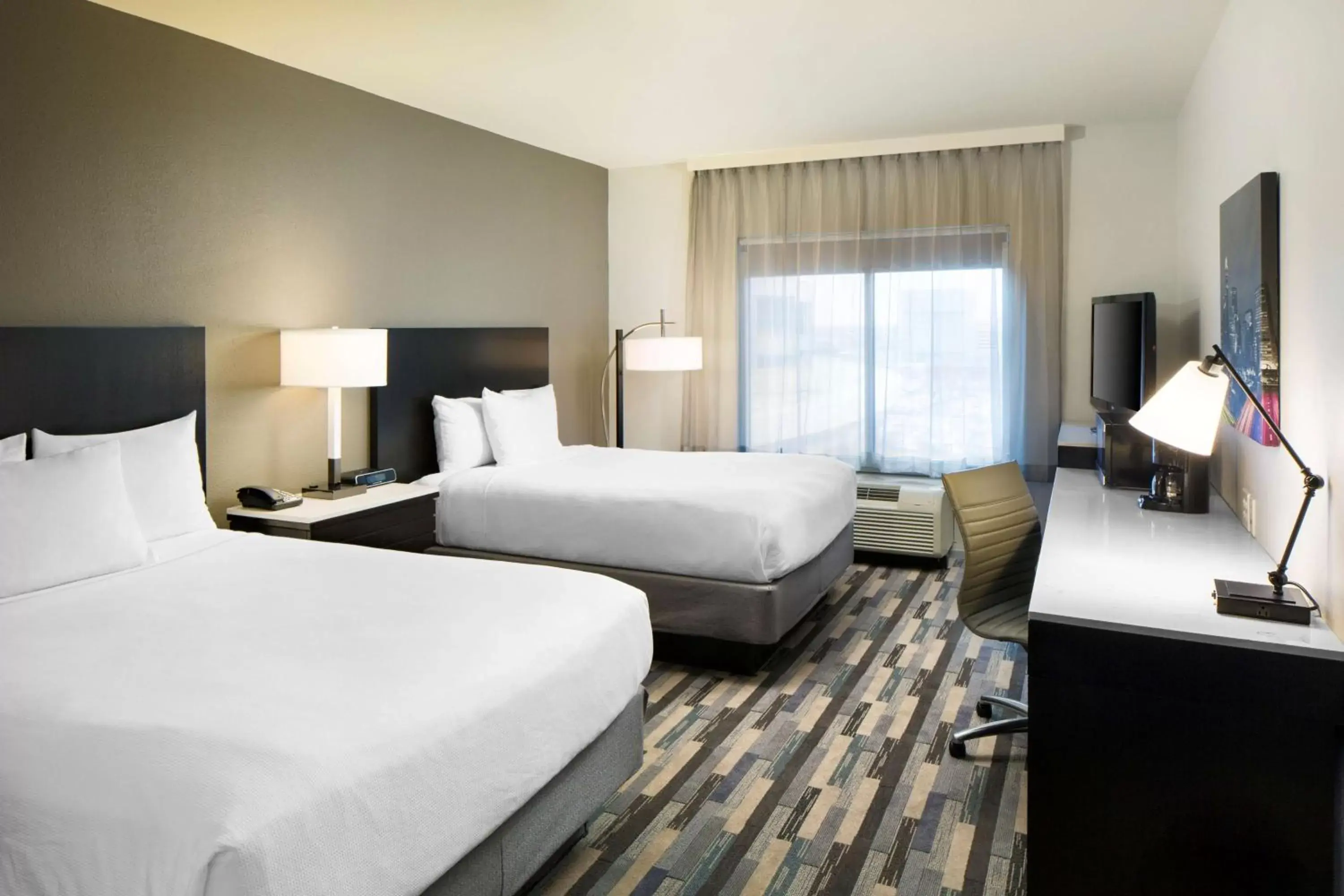 Photo of the whole room, Bed in Hyatt House Charlotte Center City