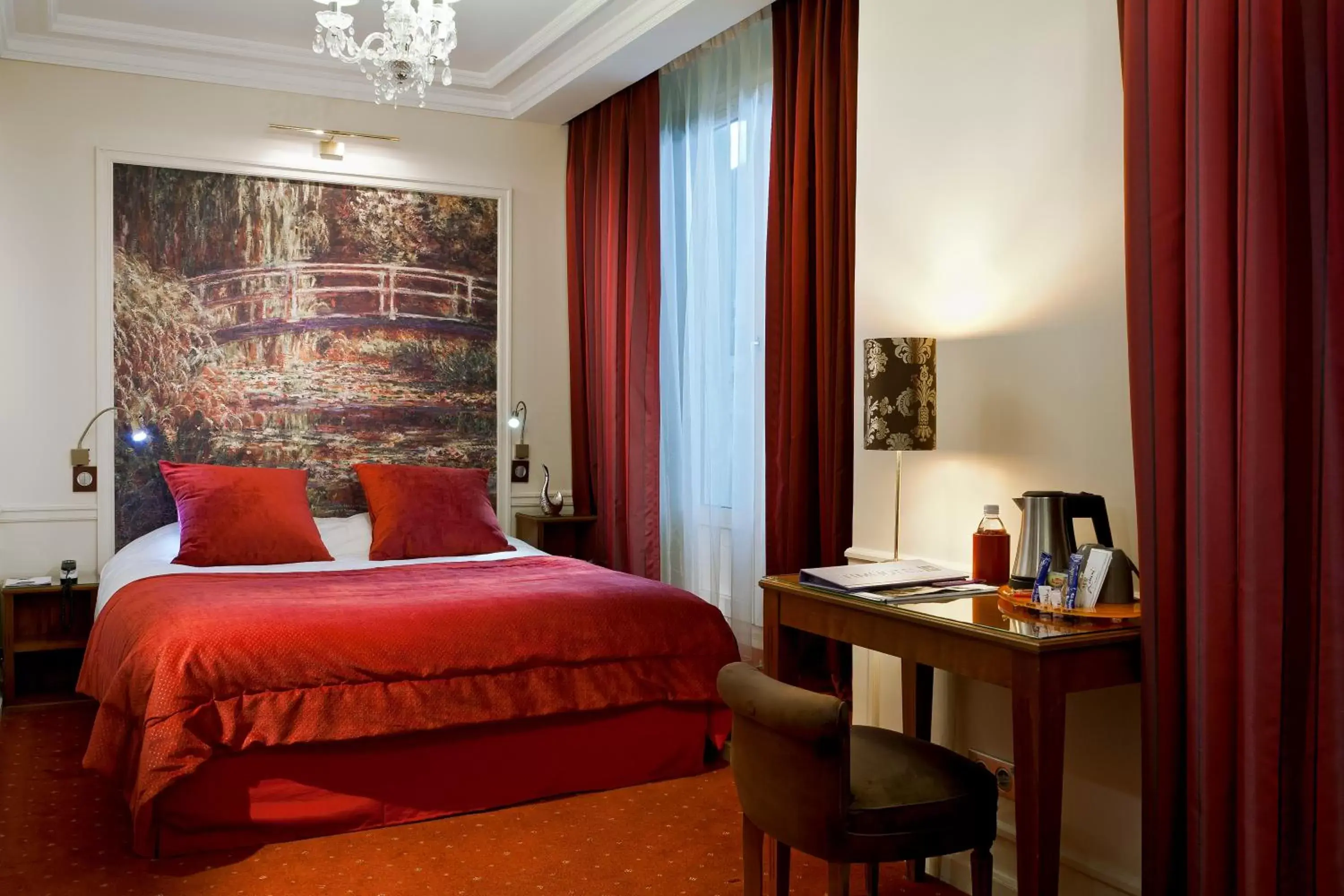 Photo of the whole room, Room Photo in Timhotel Tour Montparnasse