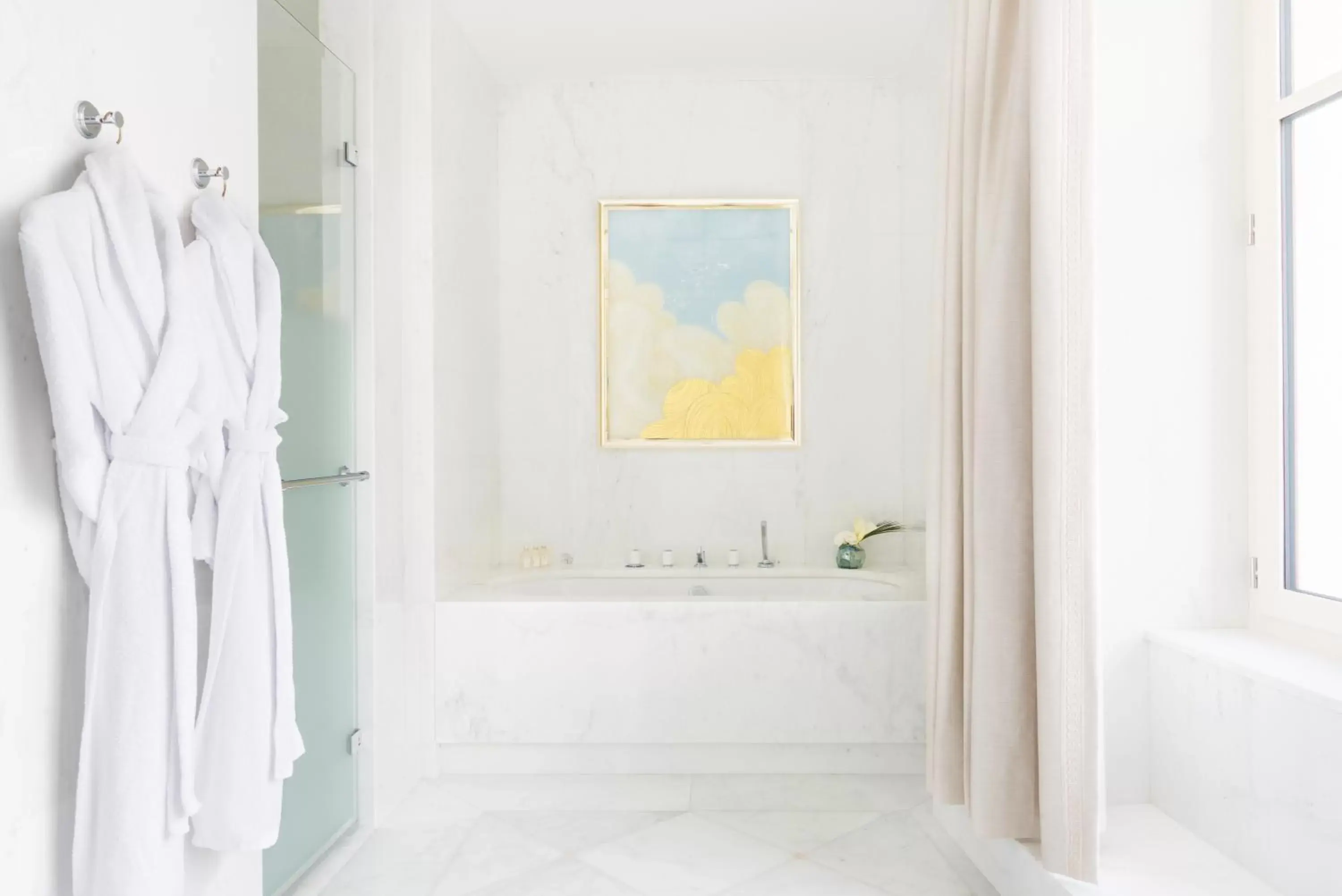 Bathroom in The Woodward - an Oetker Collection Hotel