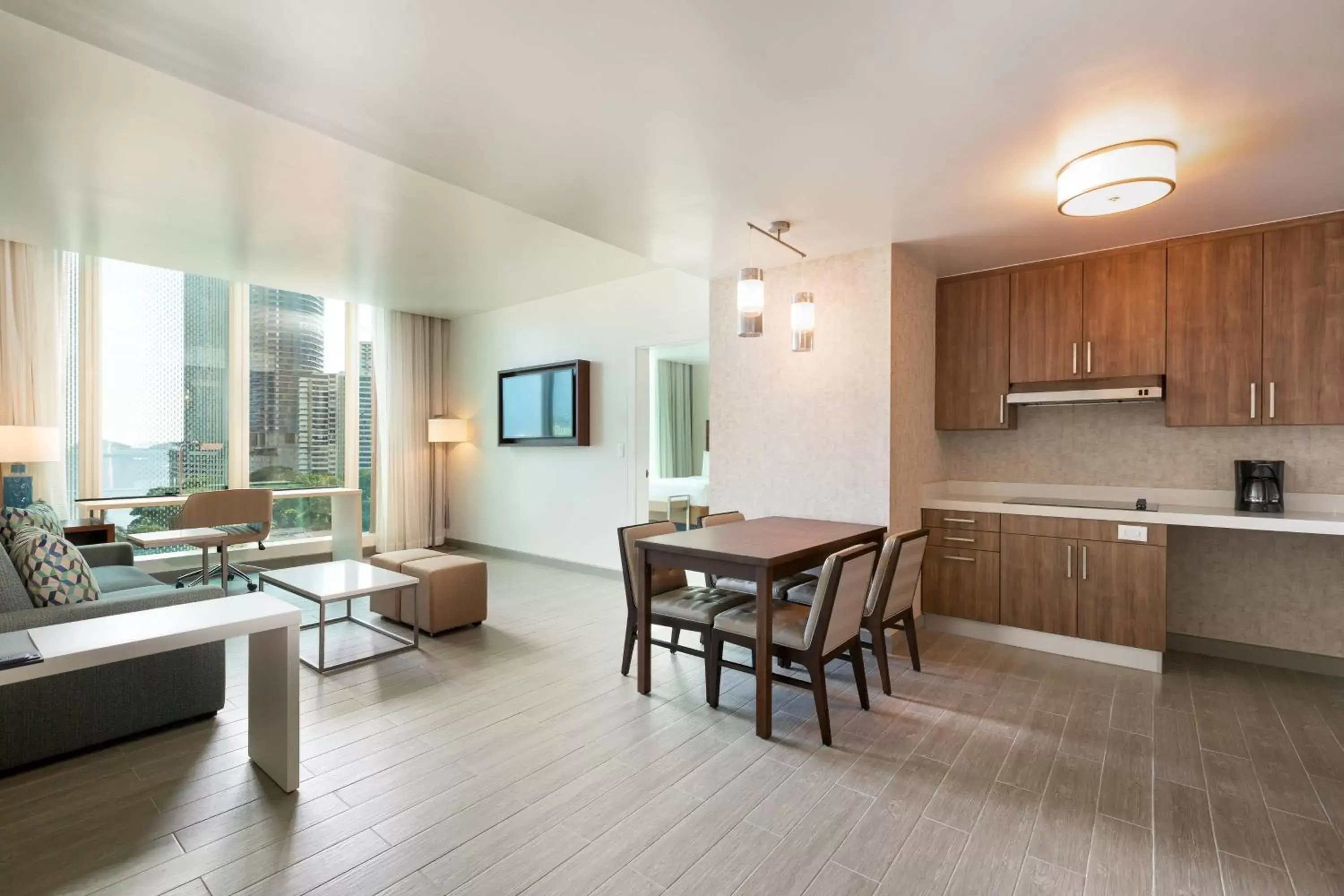 Bedroom, Kitchen/Kitchenette in Residence Inn by Marriott Panama City