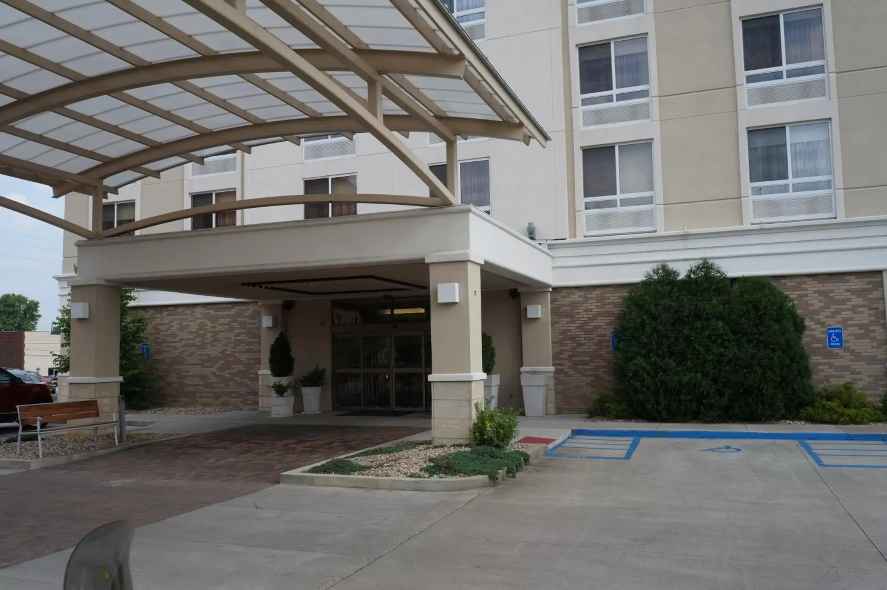 Property building in Holiday Inn Portsmouth Downtown, an IHG Hotel