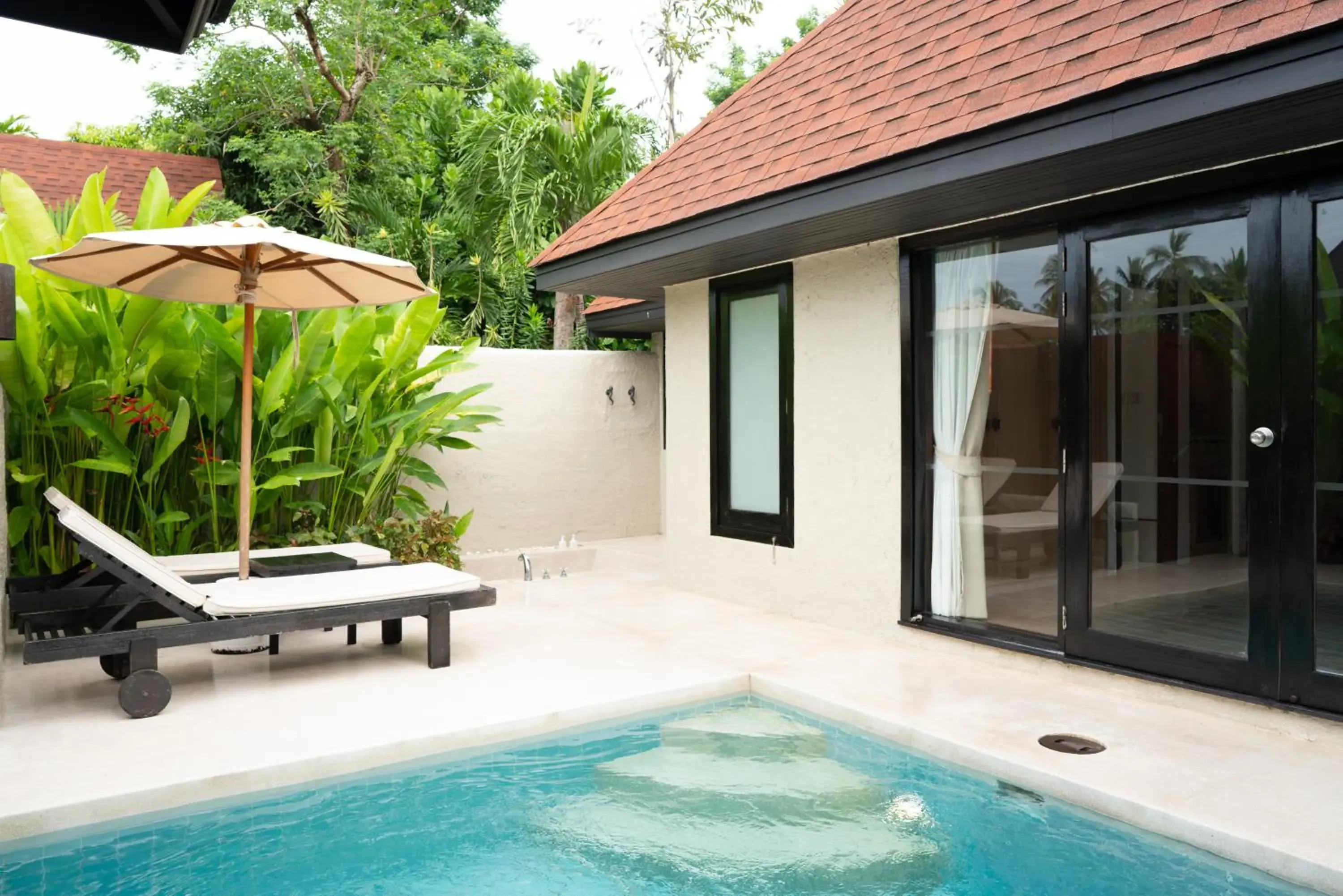 sunbed, Swimming Pool in Wyndham Hua Hin Pranburi Resort & Villas