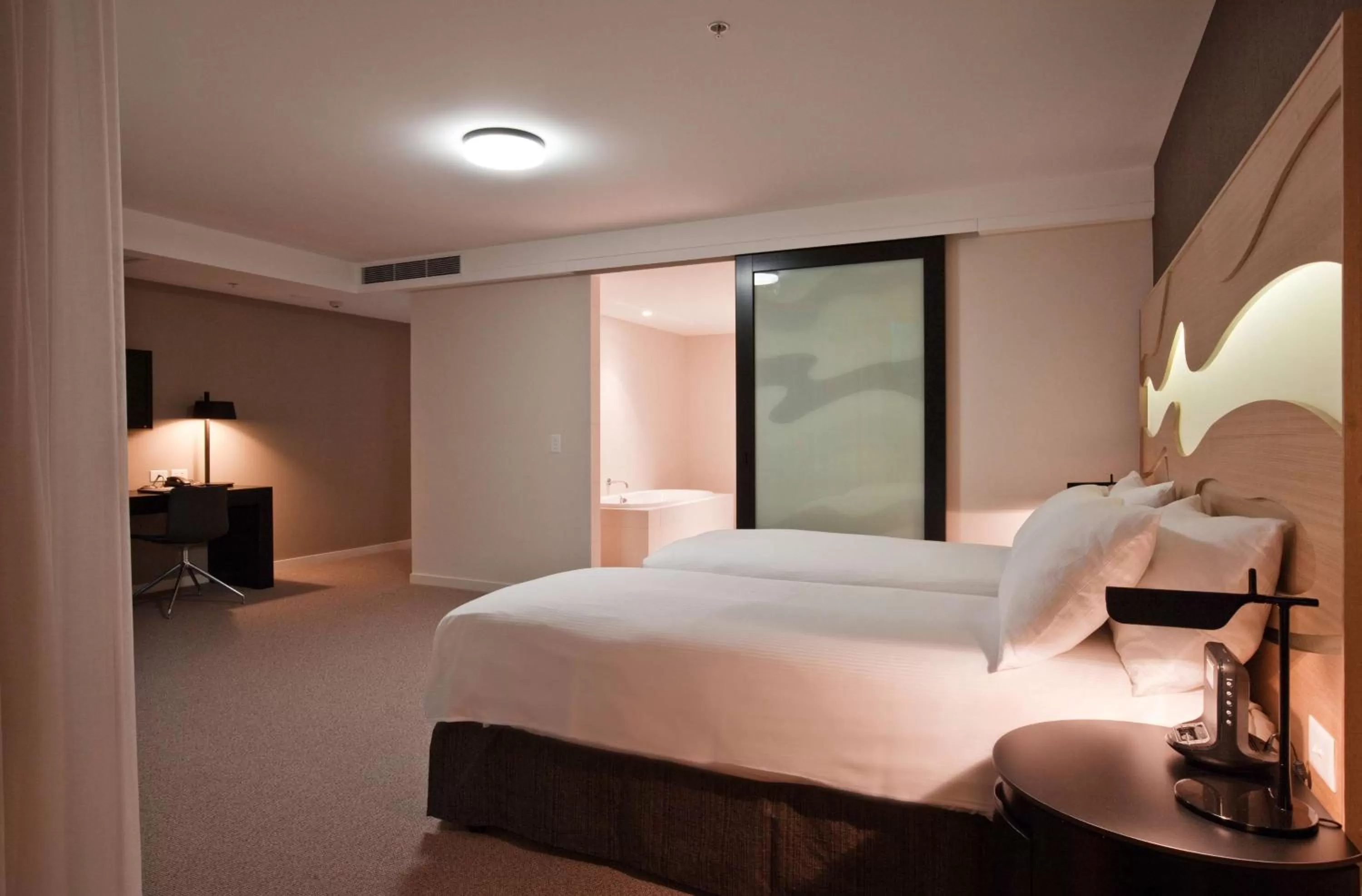 Bed in Hilton Surfers Paradise Hotel & Residences