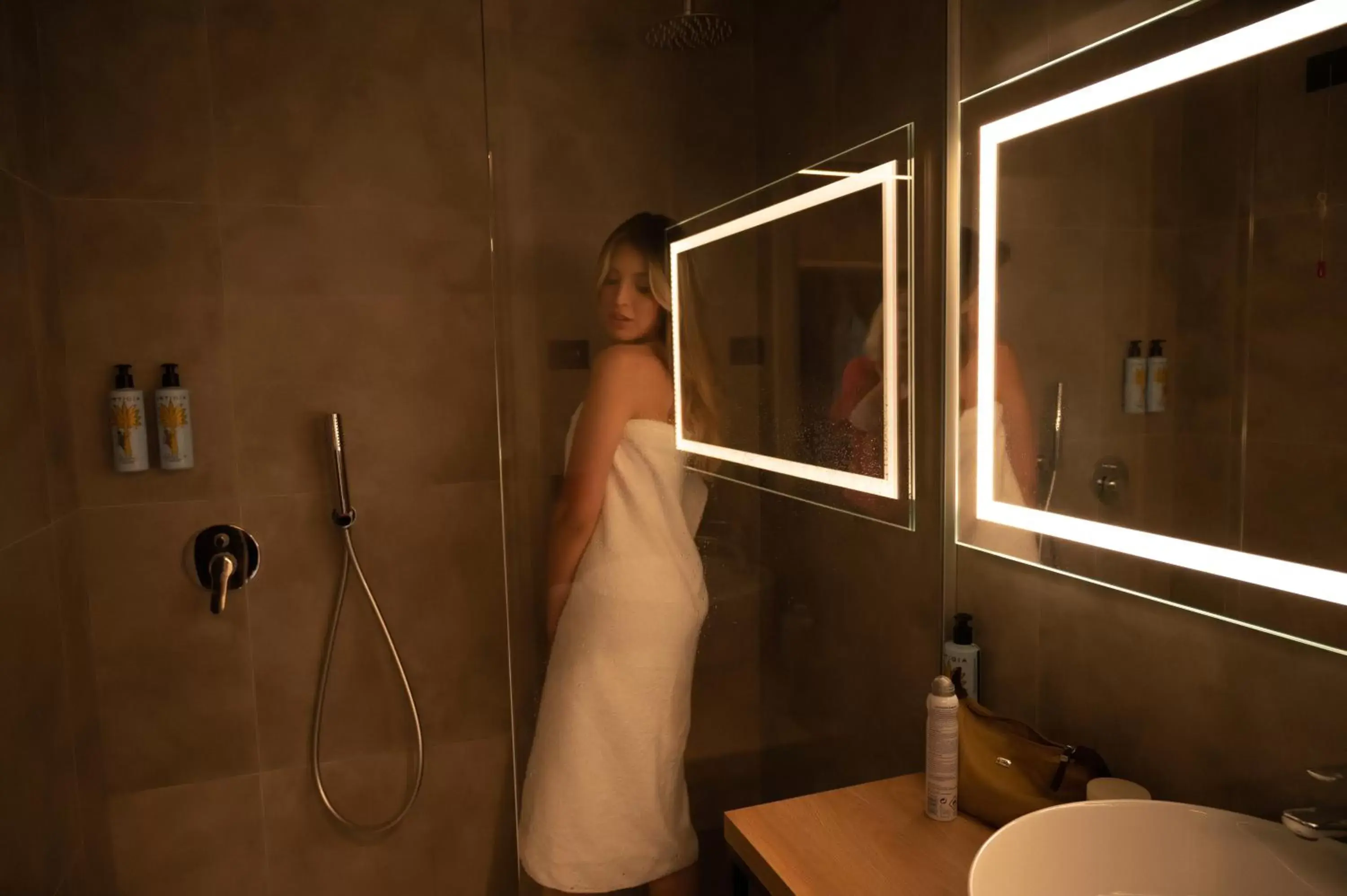 Shower, Bathroom in Modica Boutique Hotel