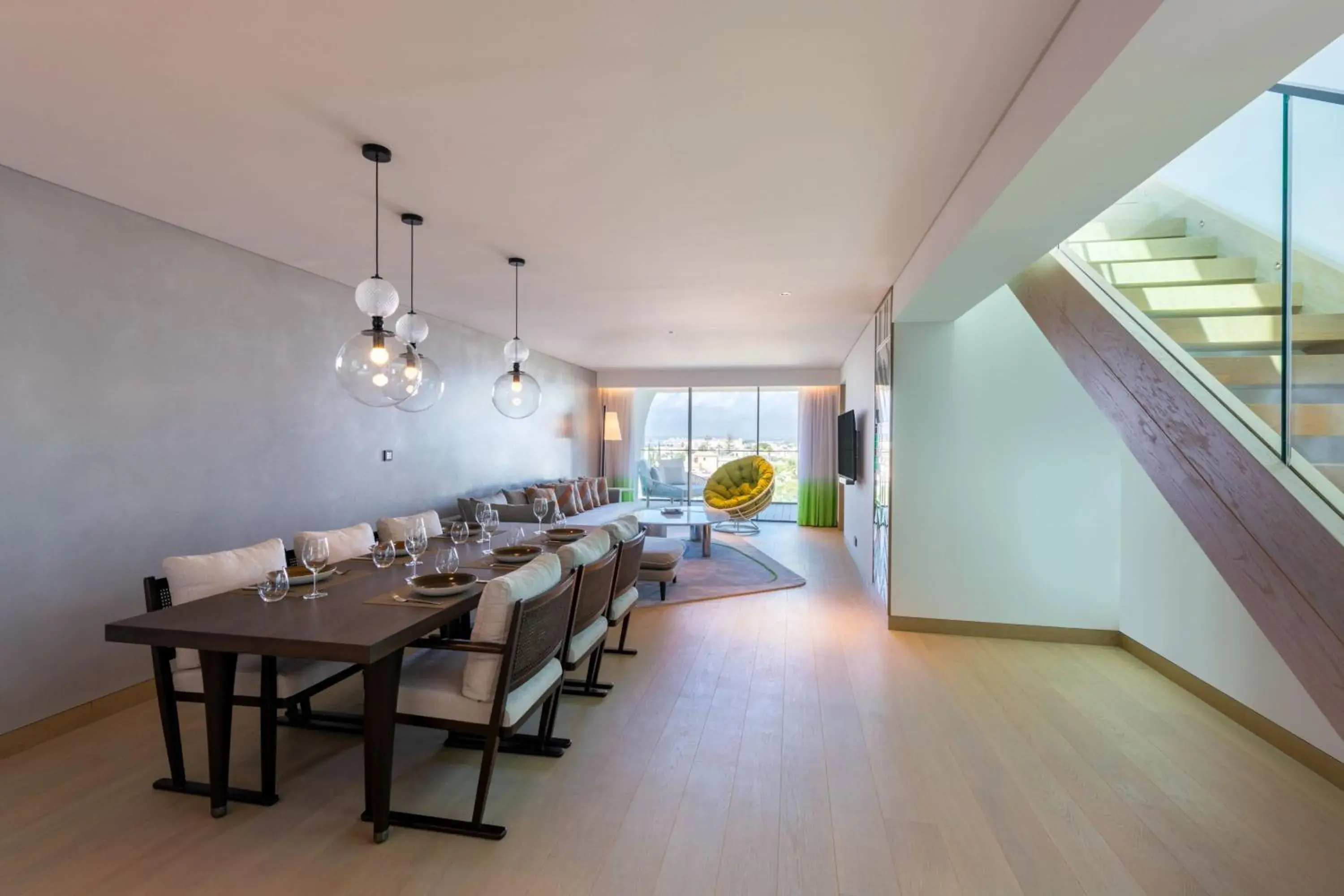 Living room, Restaurant/Places to Eat in W Residences Algarve