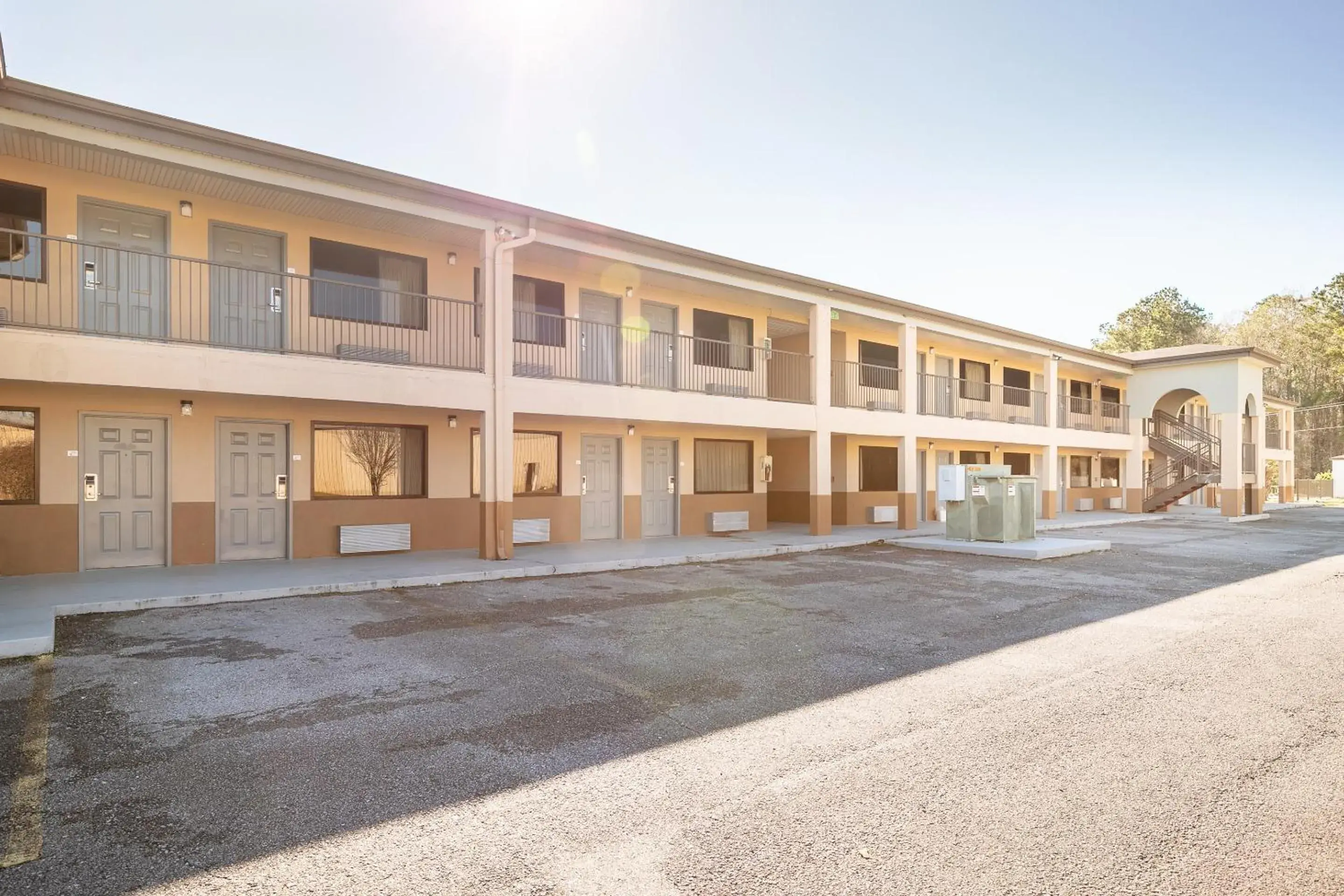 Facade/entrance, Property Building in OYO Hotel Kinder