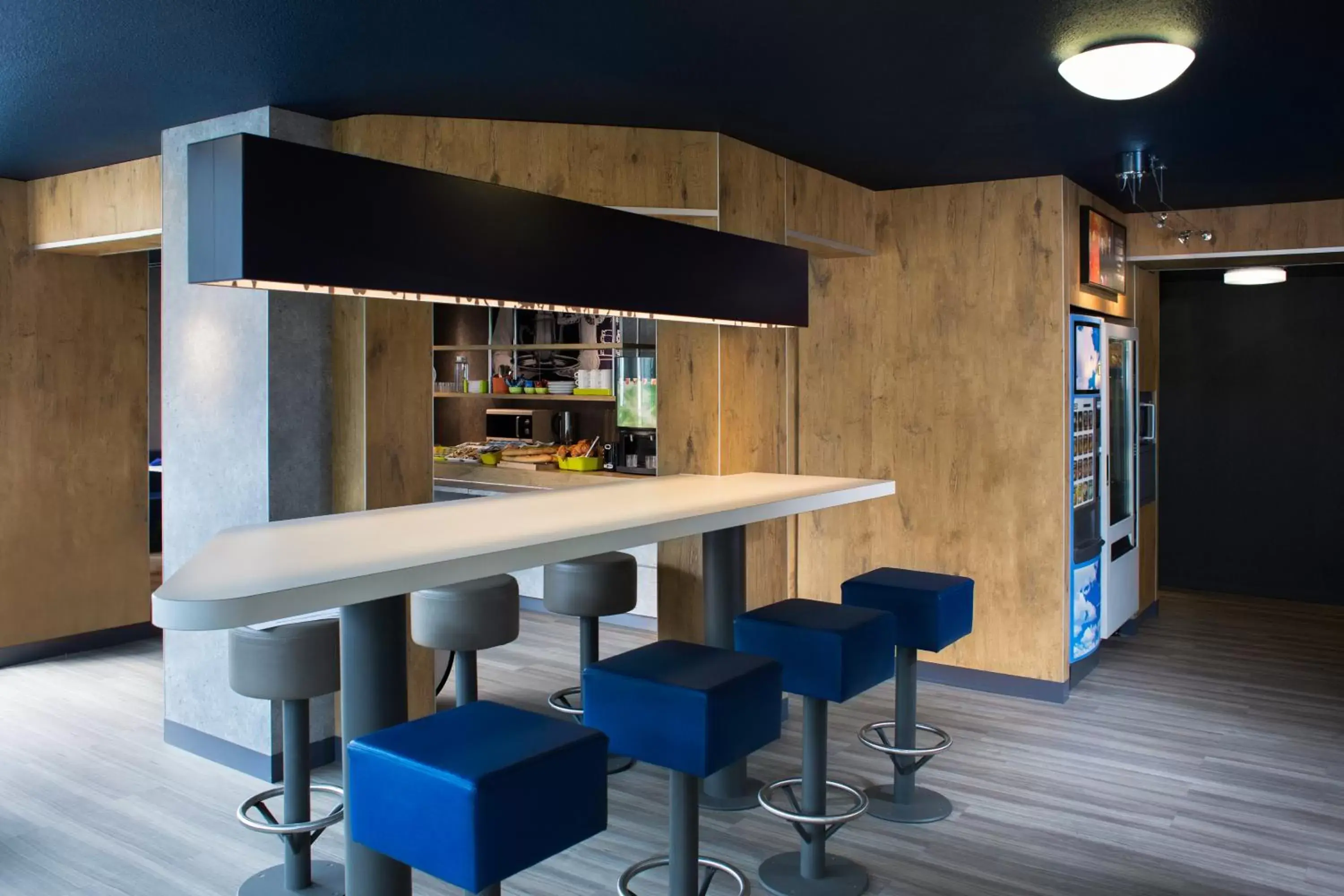 Lobby or reception in ibis budget Chambéry Sud Challes Les Eaux Lobby or reception in ibis budget Chambéry Sud Challes Les Eaux