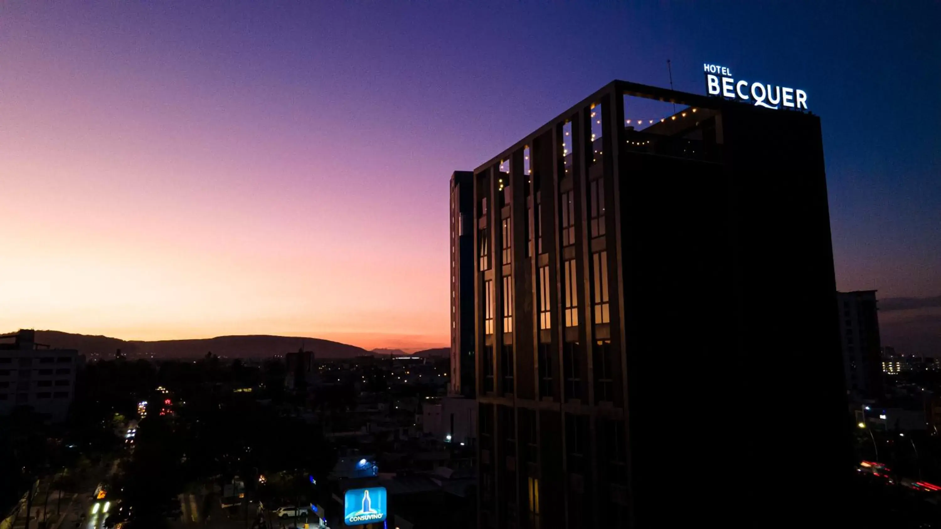 Facade/entrance, Sunrise/Sunset in Becquer Hotel Guadalajara
