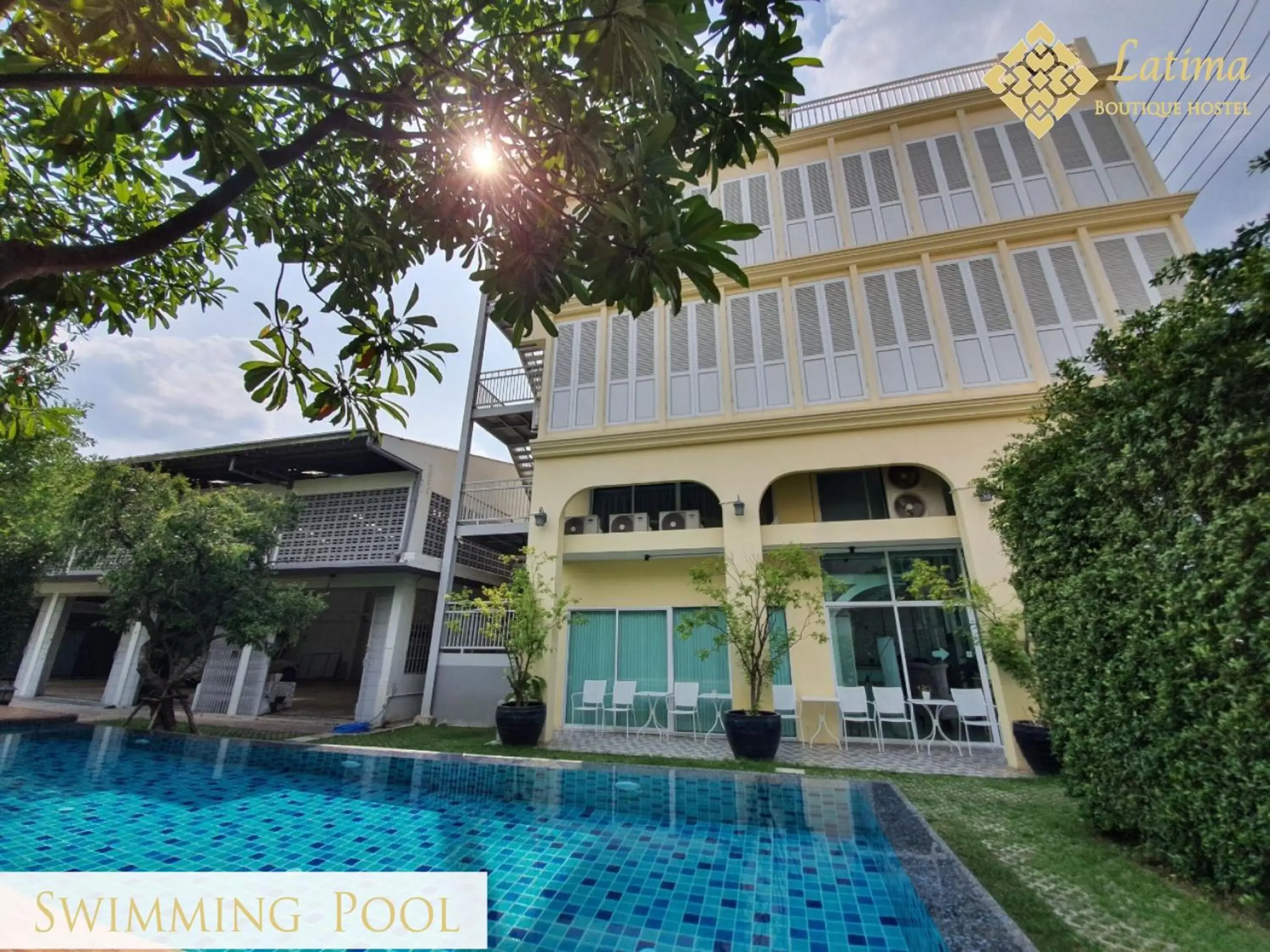 Swimming pool in Latima Boutique Hostel Swimming pool in Latima Boutique Hostel