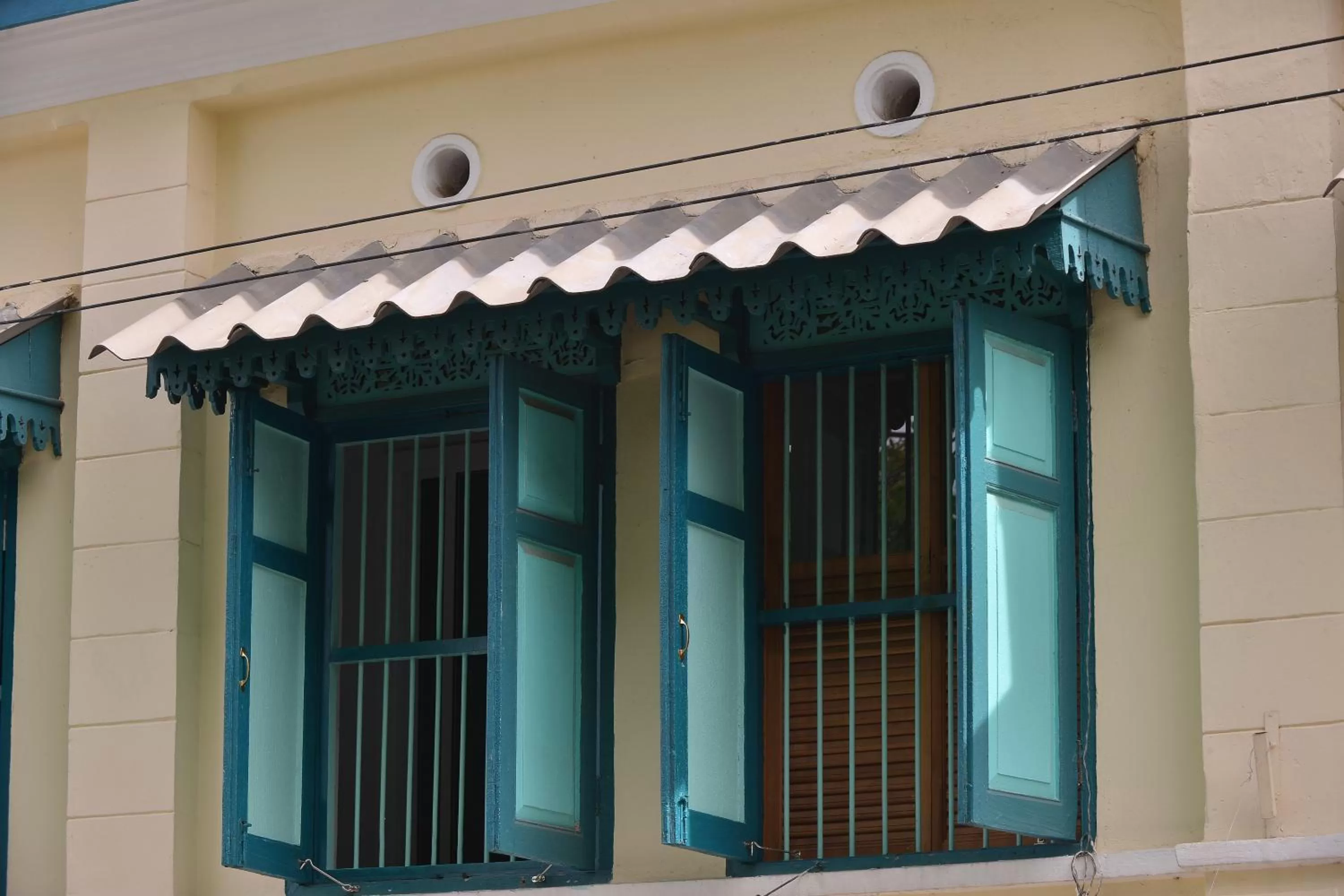 Facade/entrance in Neighbor Phuthon