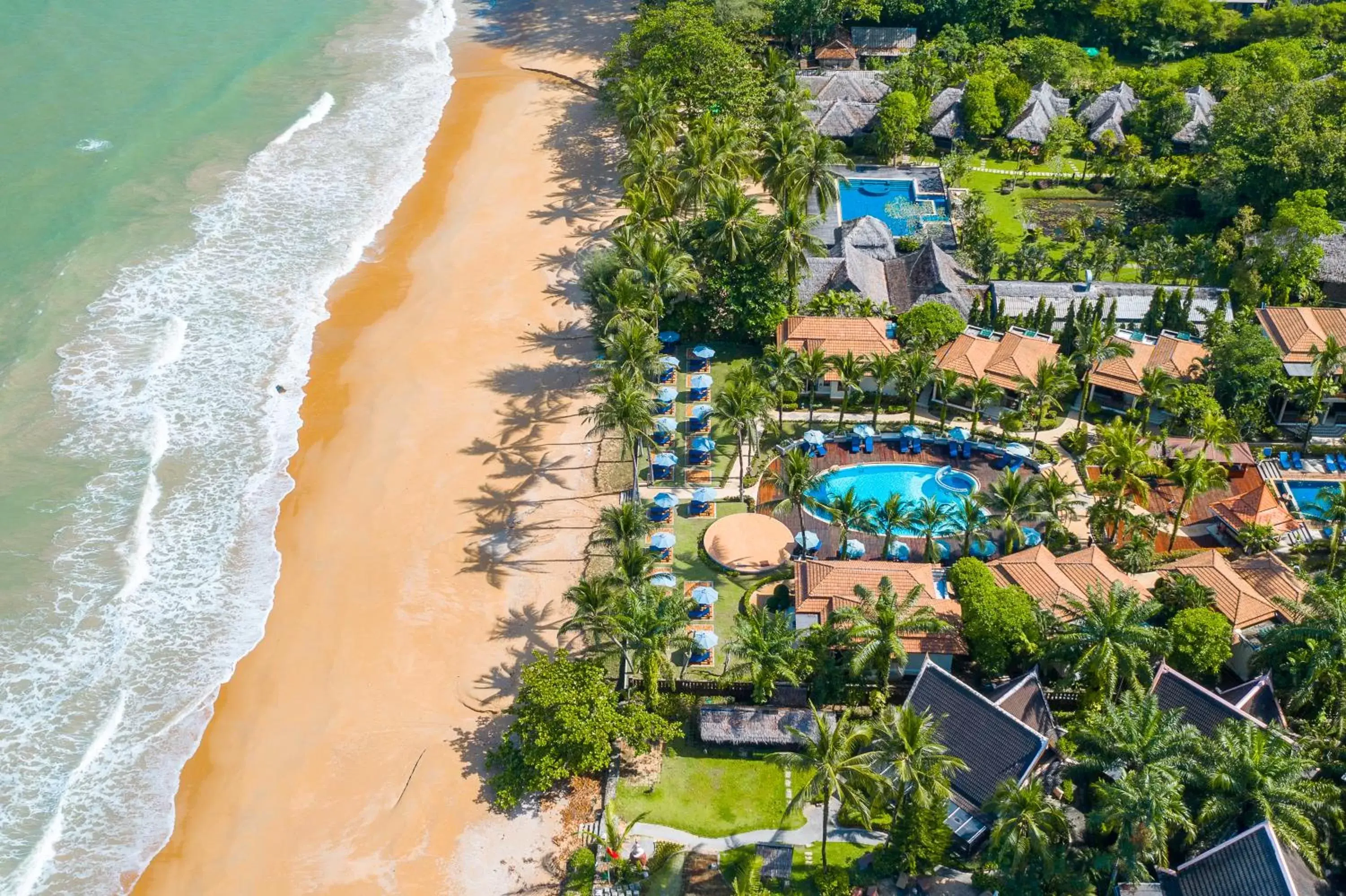 Beach, Bird's-eye View in Khaolak Bayfront Resort