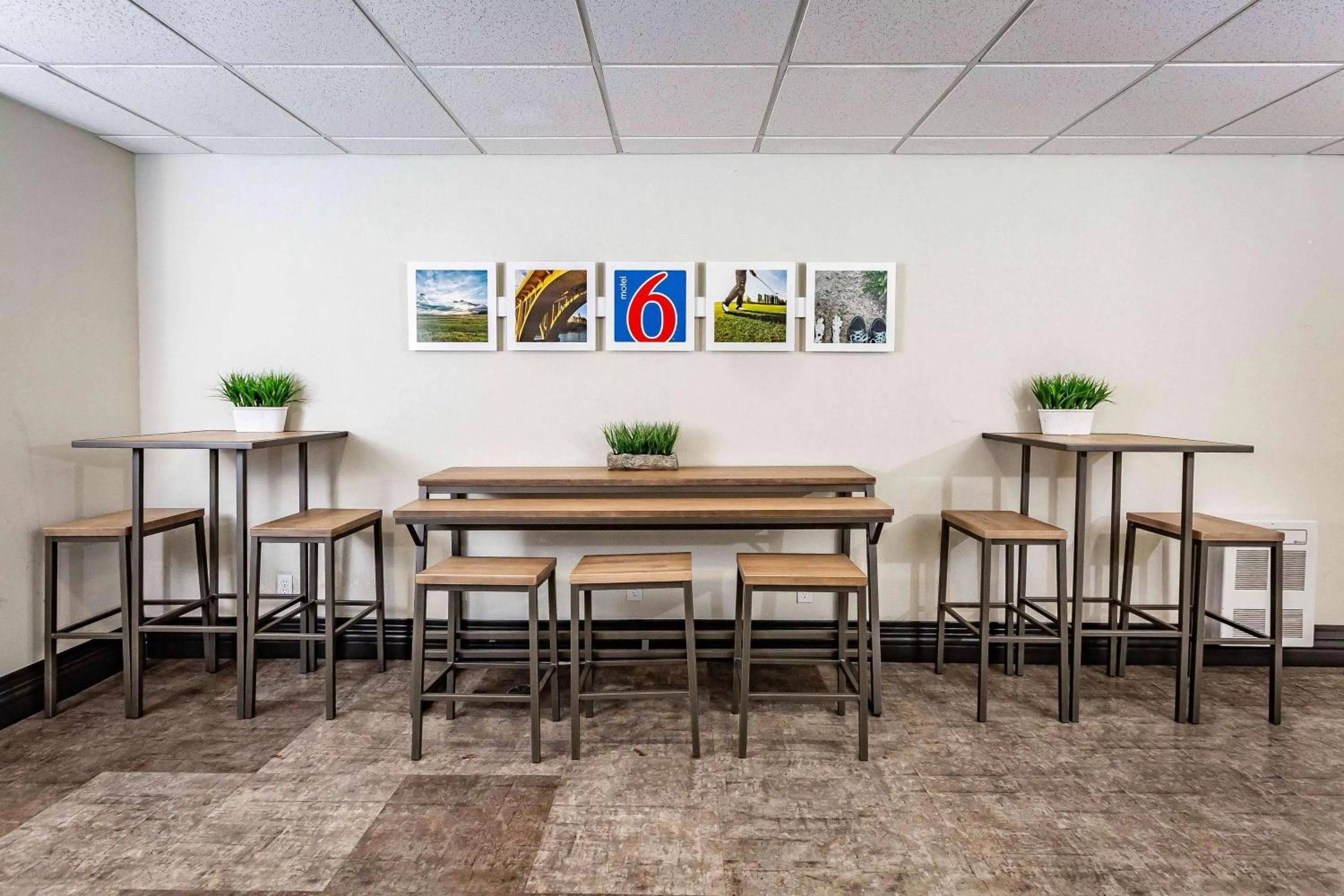 Breakfast in Motel 6-Saskatoon, SK