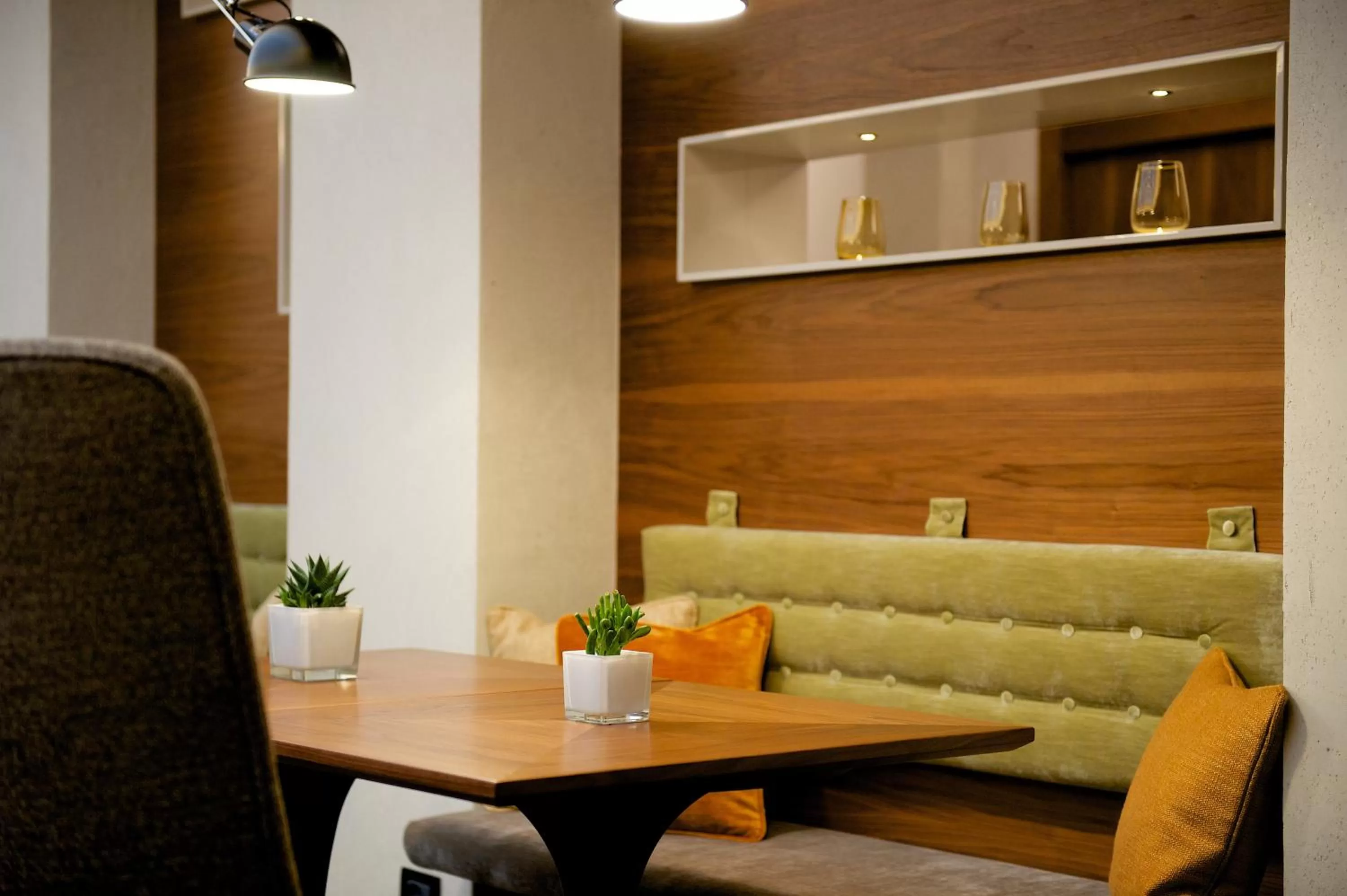 Lounge or bar in Cerretani Hotel Firenze - MGallery Collection