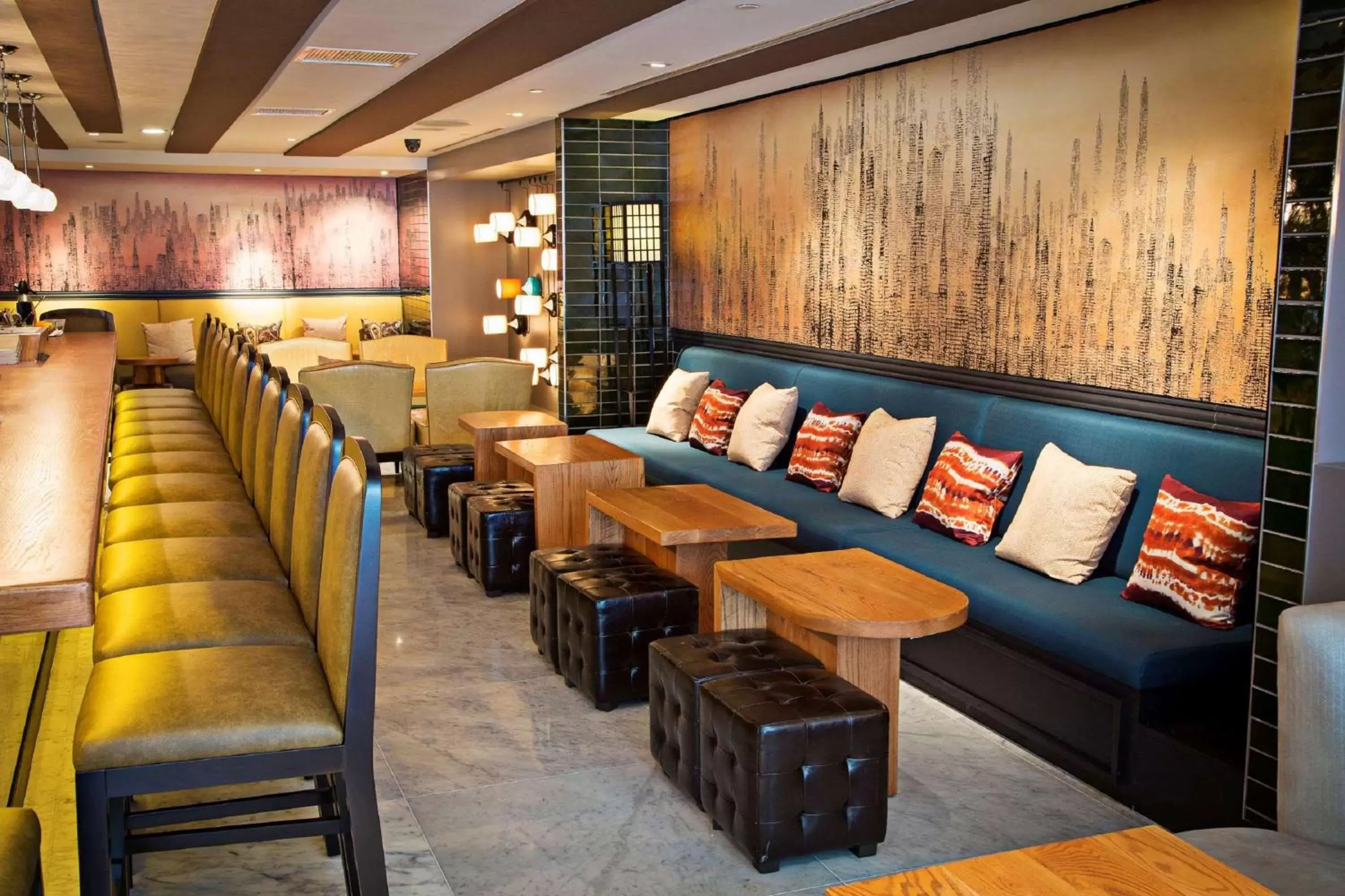 Lounge or bar in The Royal Sonesta Washington DC Dupont Circle