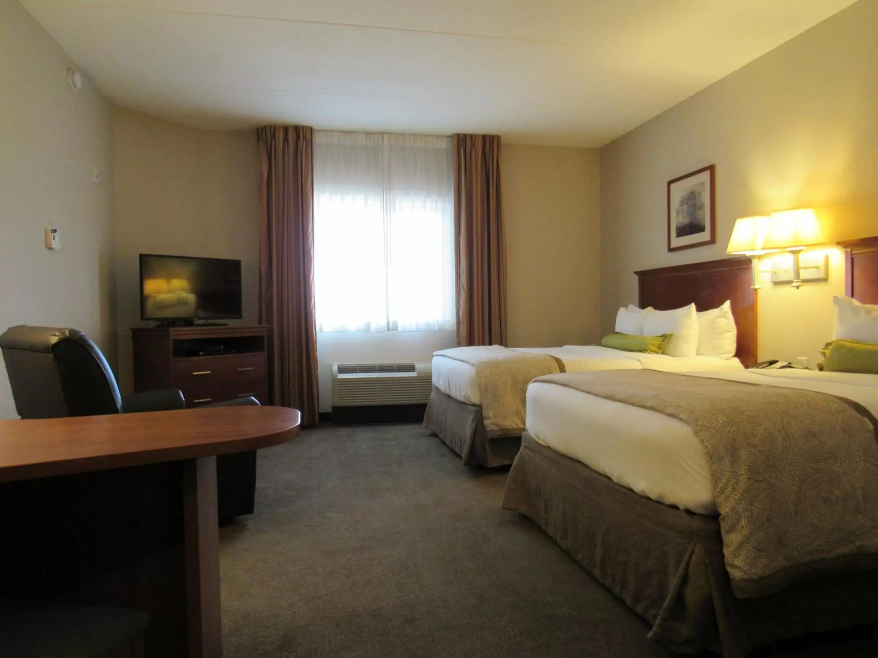 Photo of the whole room, Bed in Candlewood Suites Murfreesboro, an IHG Hotel