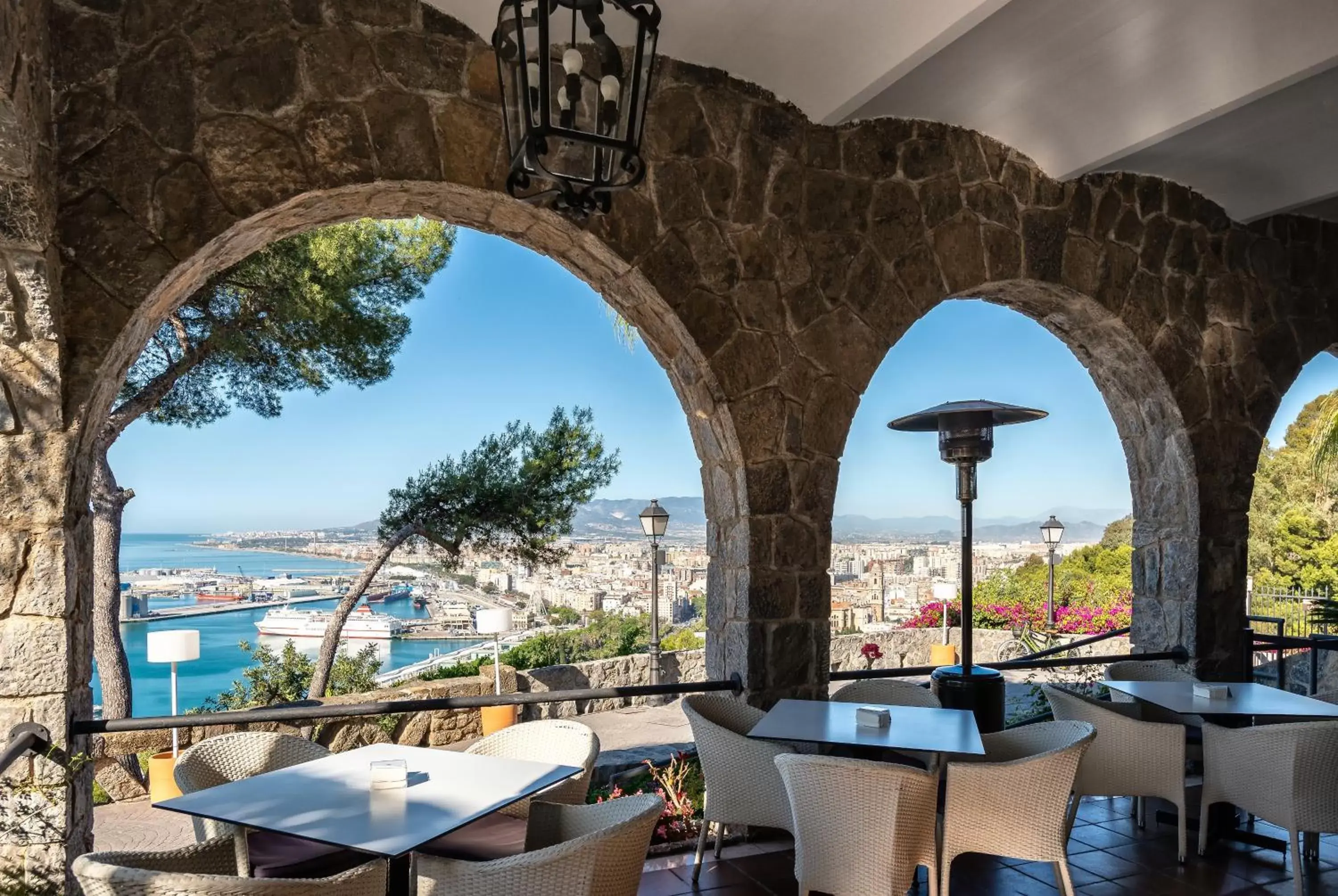 Balcony/Terrace, Restaurant/Places to Eat in Parador de Málaga Gibralfaro