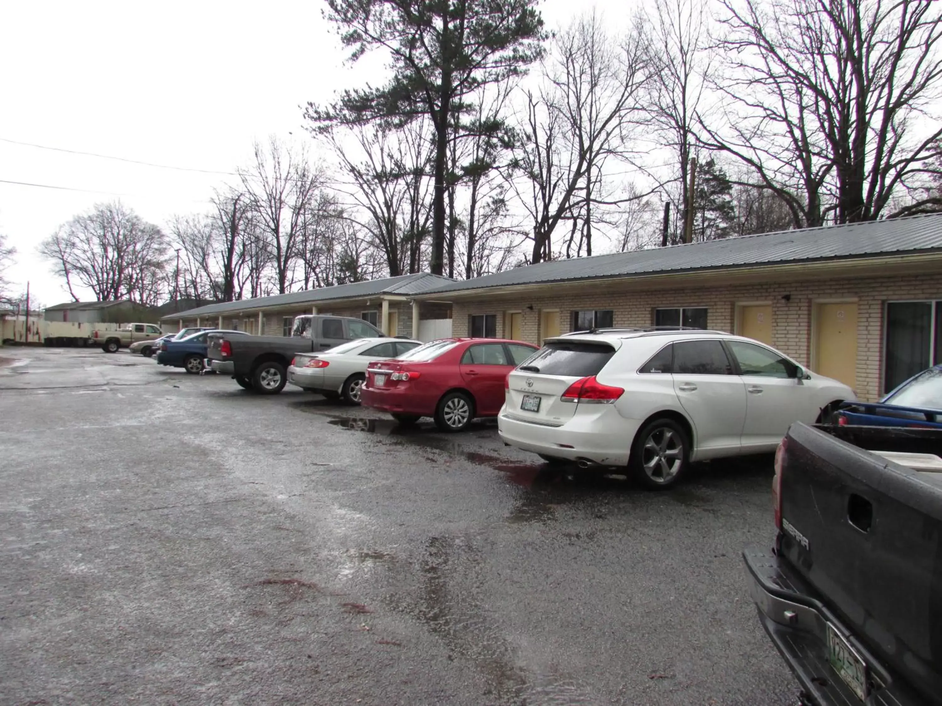 View (from property/room), Property Building in Parsons Inn and Extended Stay