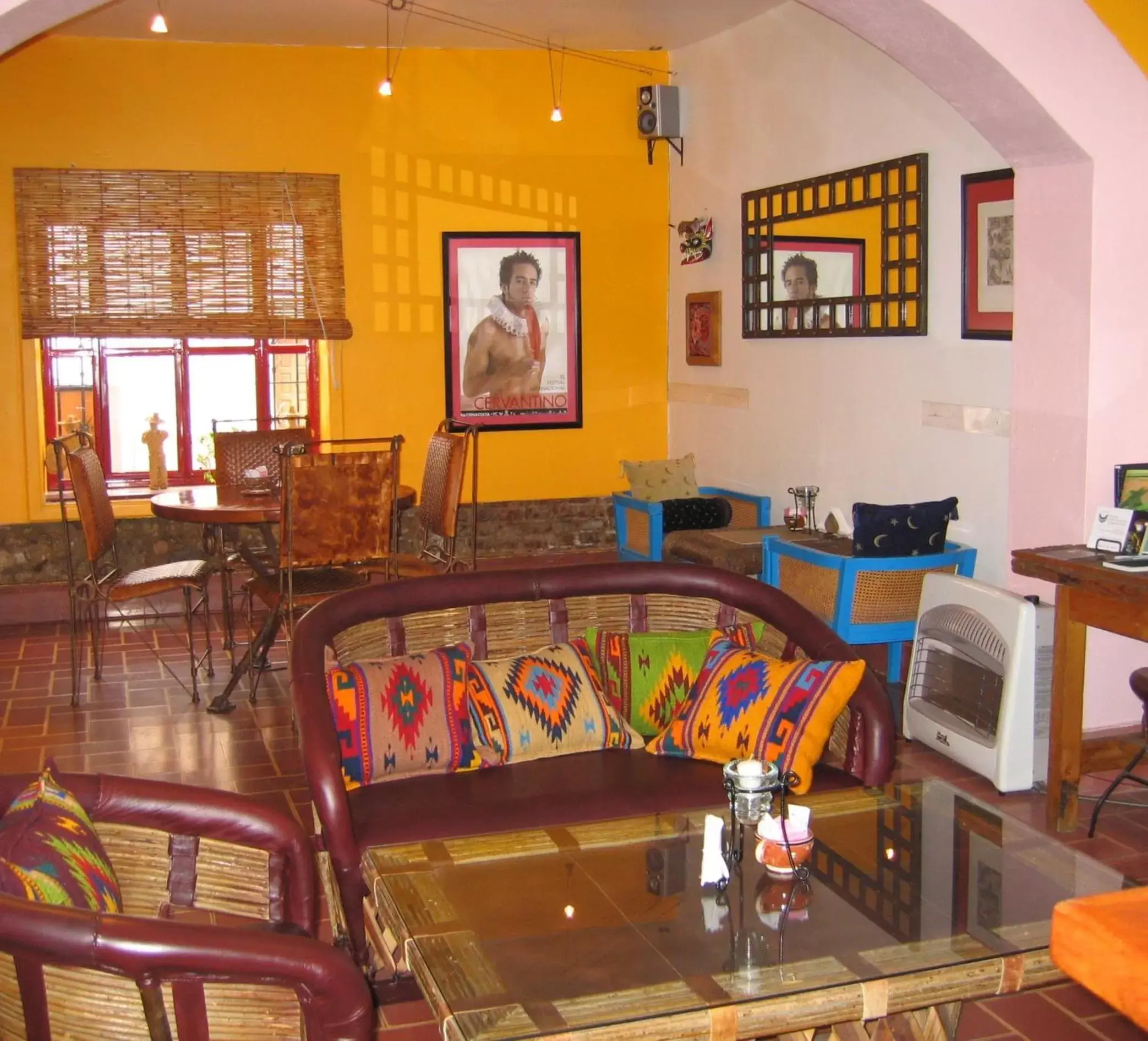 Living room, Seating Area in El Zopilote Mojado