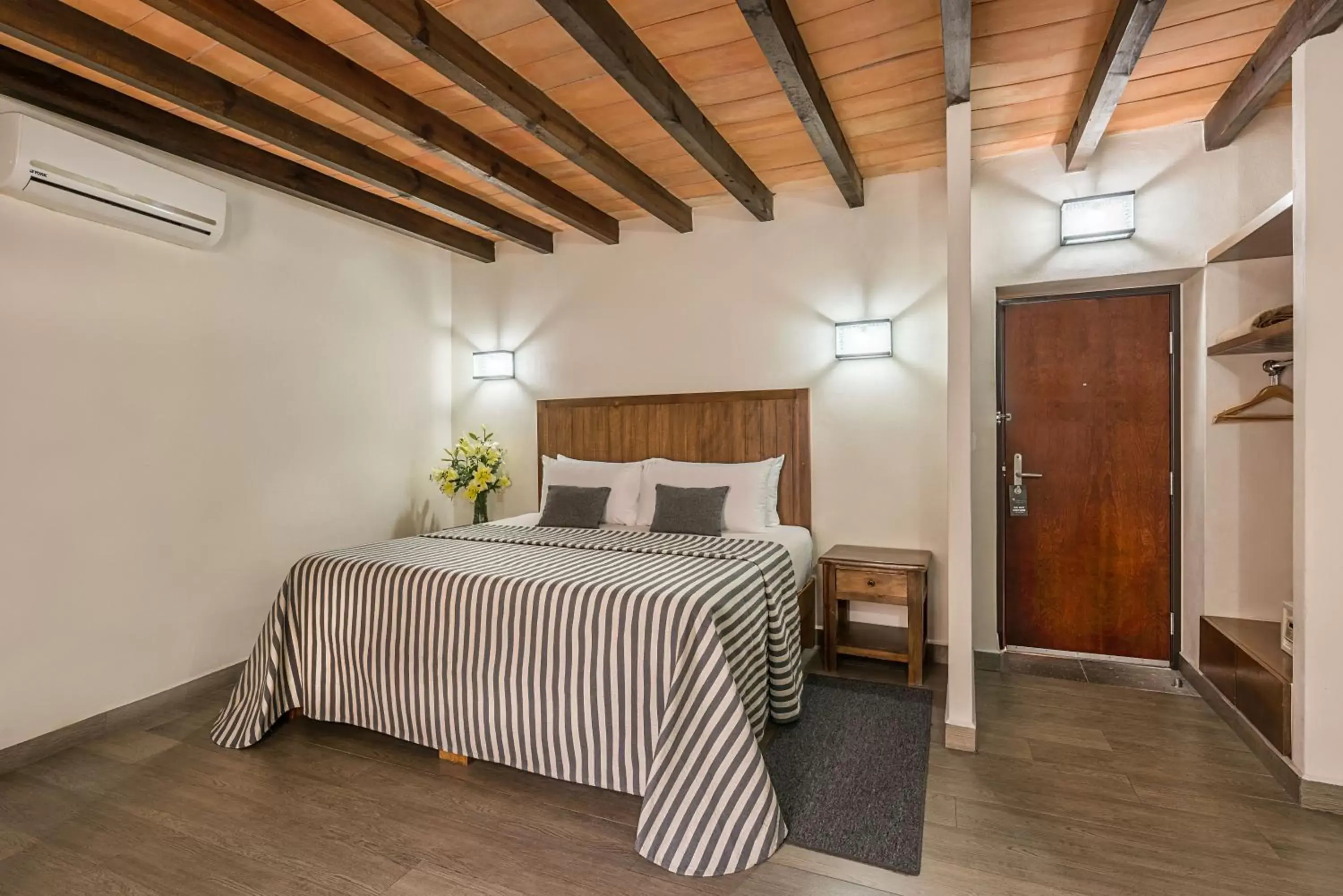 Bedroom, Bed in Hotel Abadia Tradicional