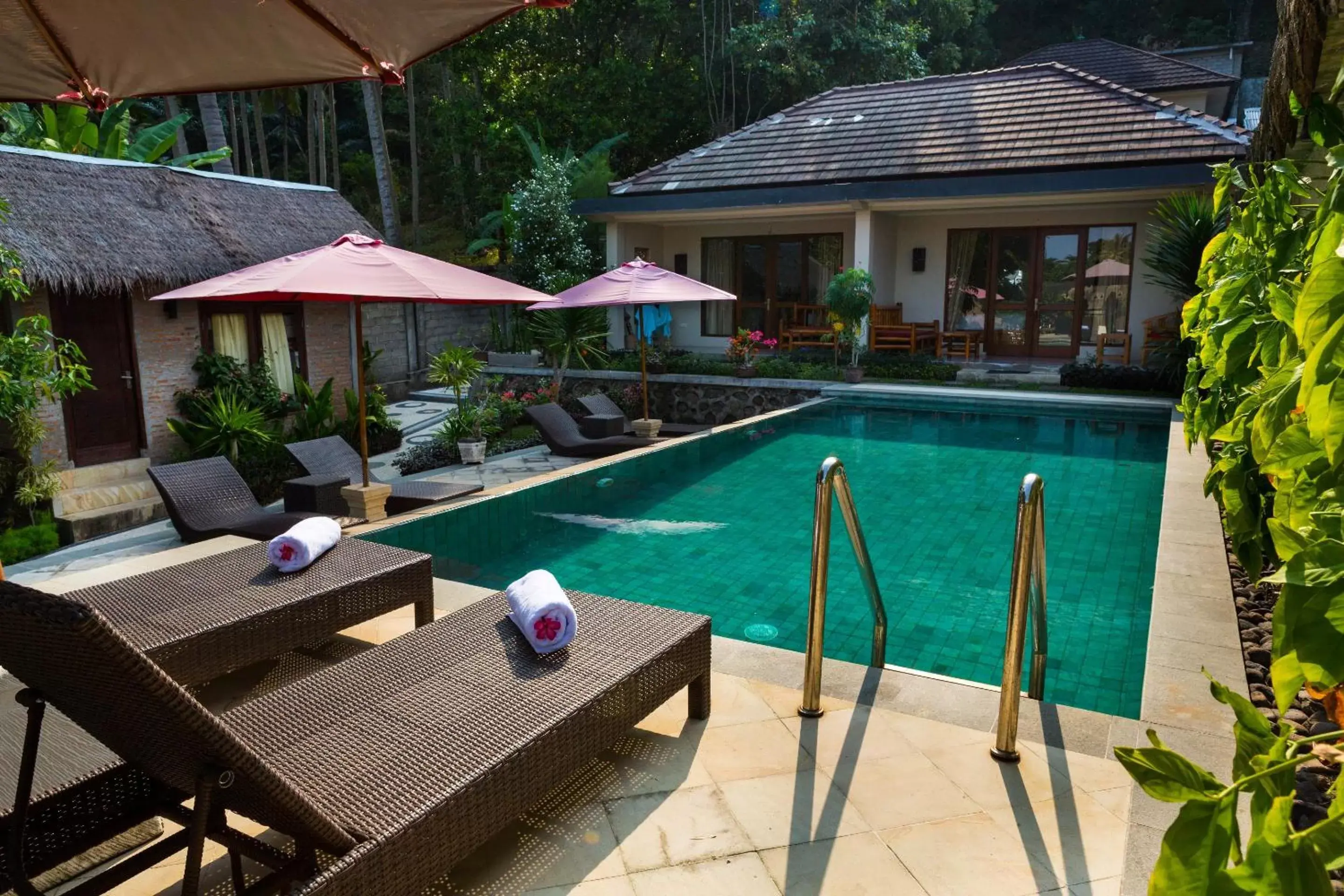 Swimming Pool in Senggigi Cottages Lombok