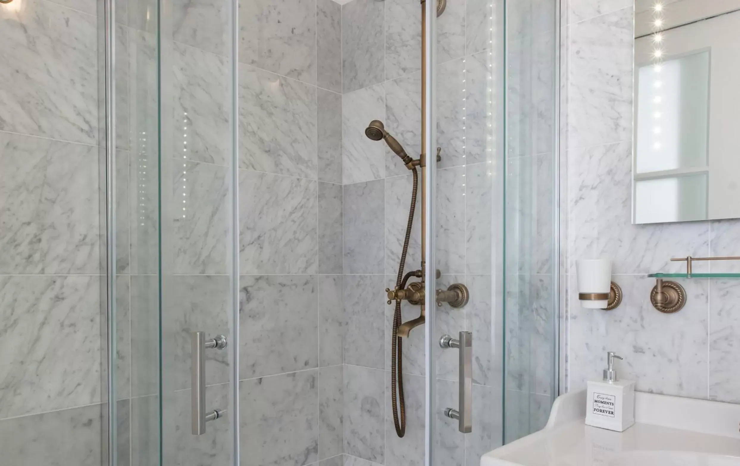 Shower, Bathroom in Jordaan Suite bed and bubbles