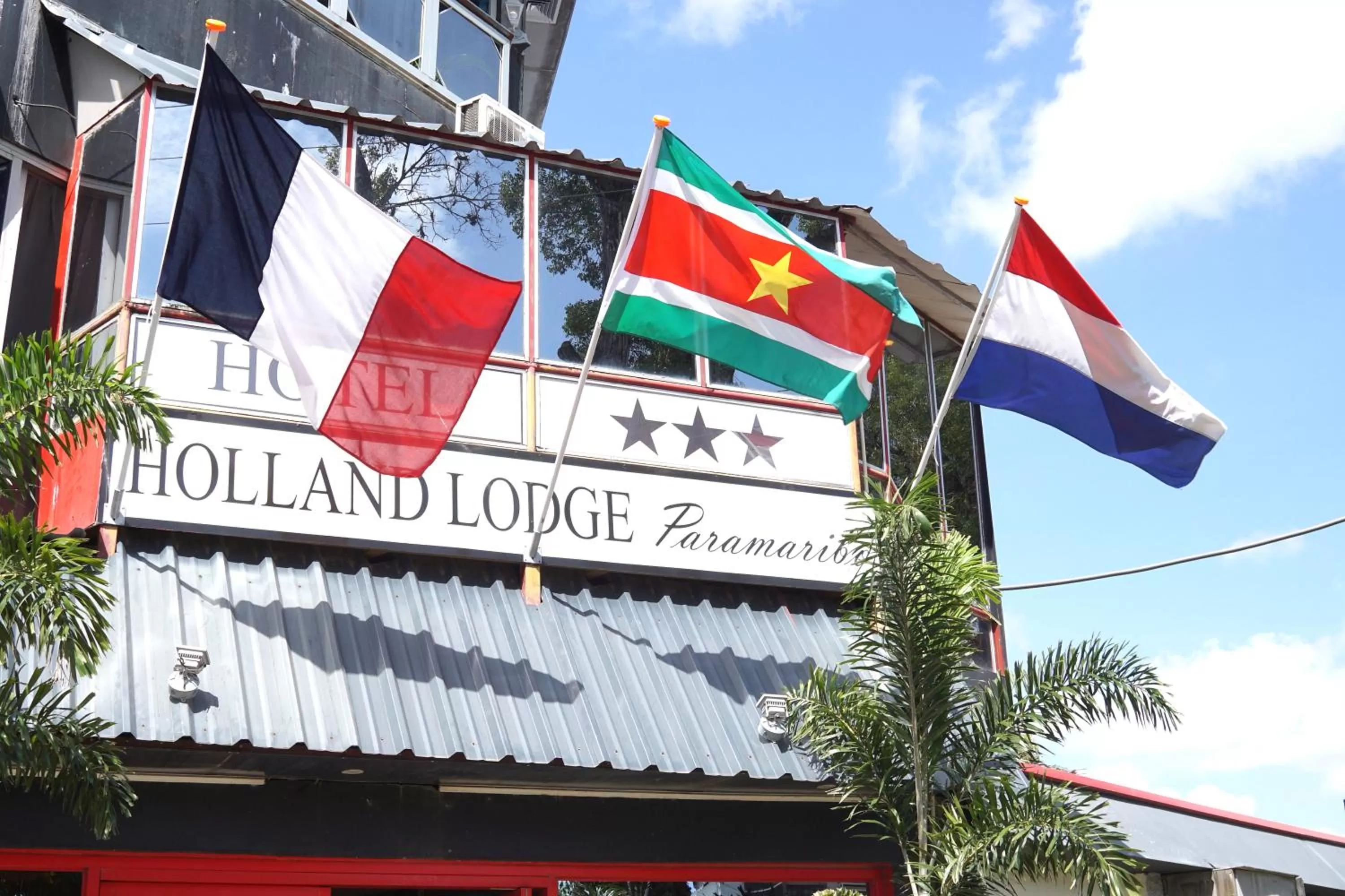 Property building in Holland Lodge Paramaribo