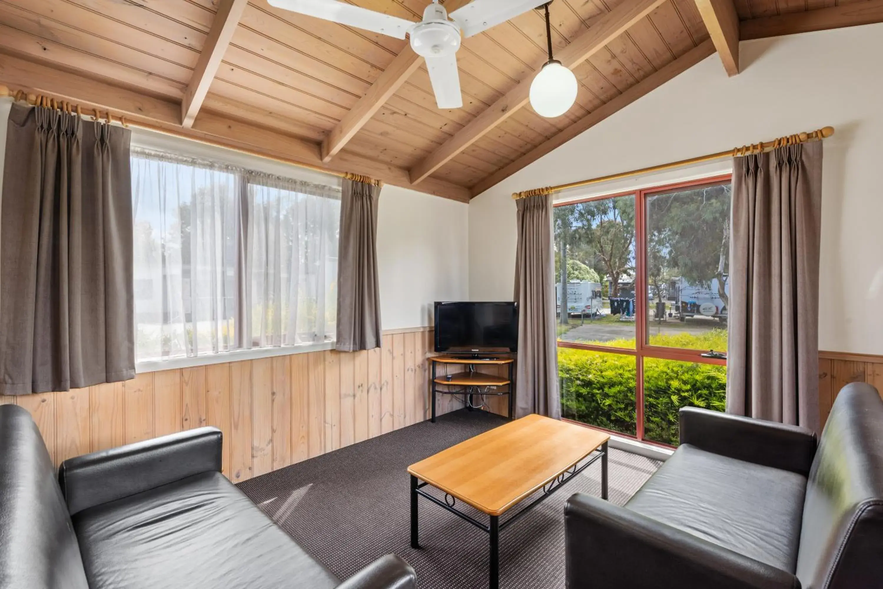 Living room, Seating Area in Discovery Parks - Melbourne