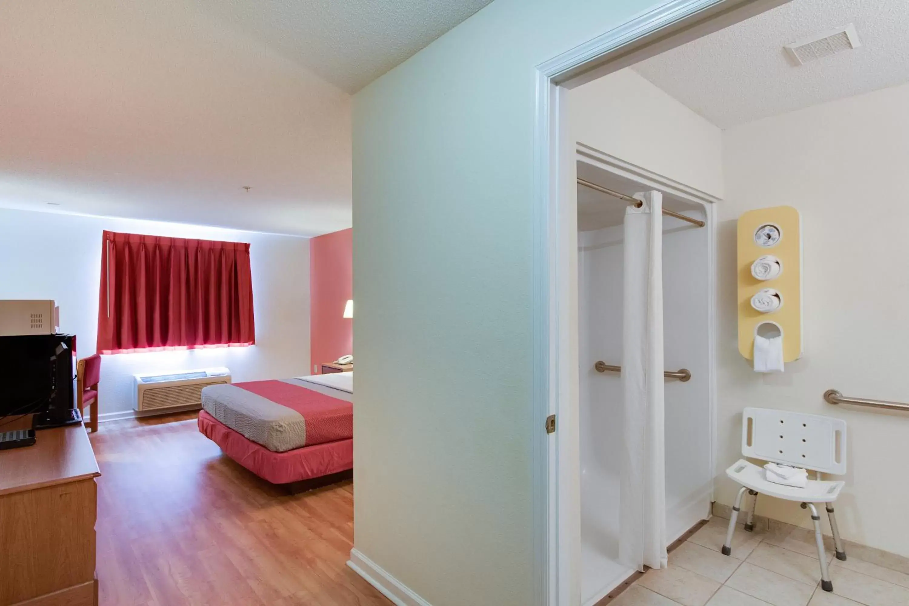 Bedroom, Room Photo in Motel 6-Hinesville, GA