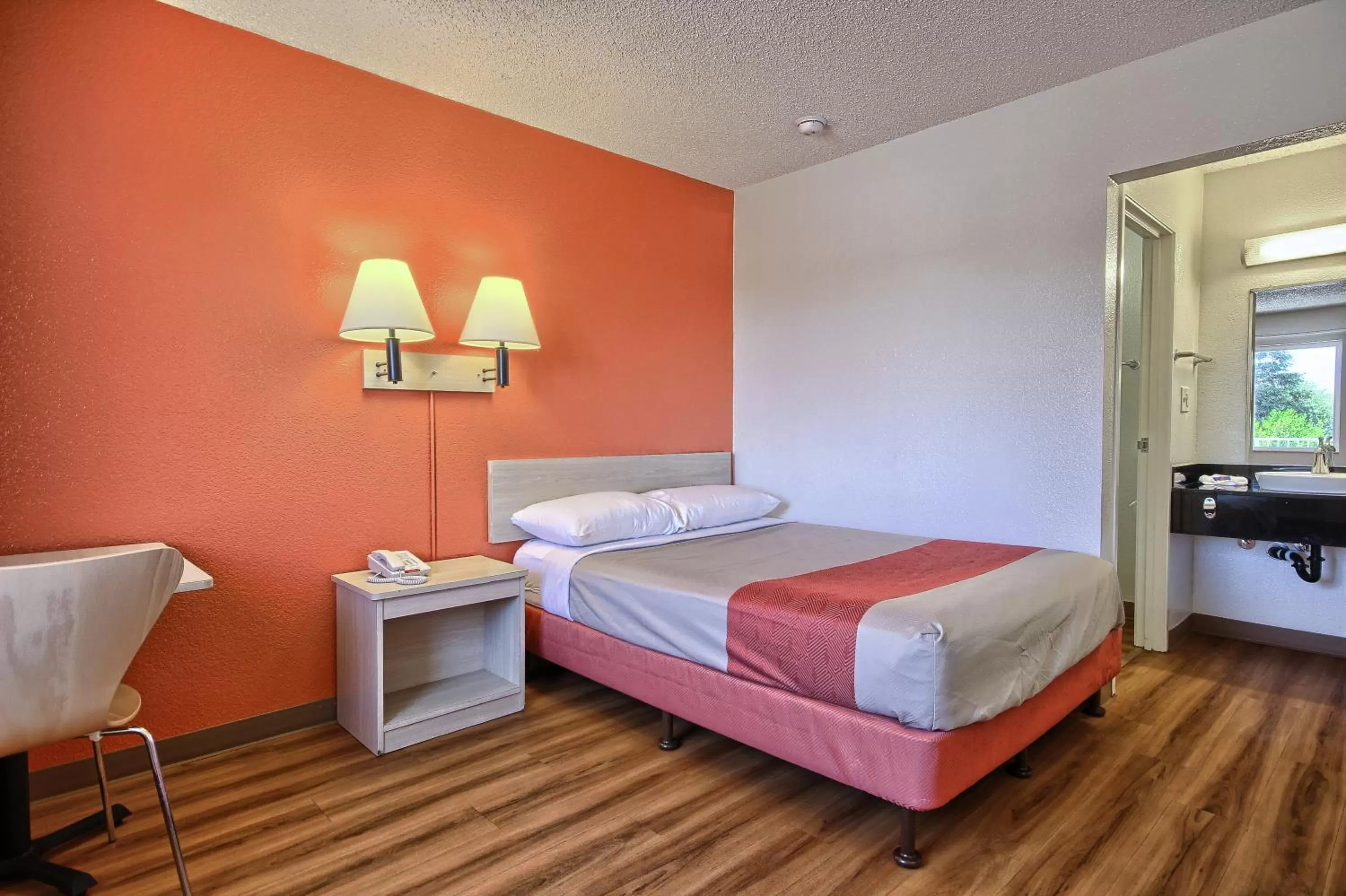 Bedroom in Motel 6-Fresno, CA - Blackstone South
