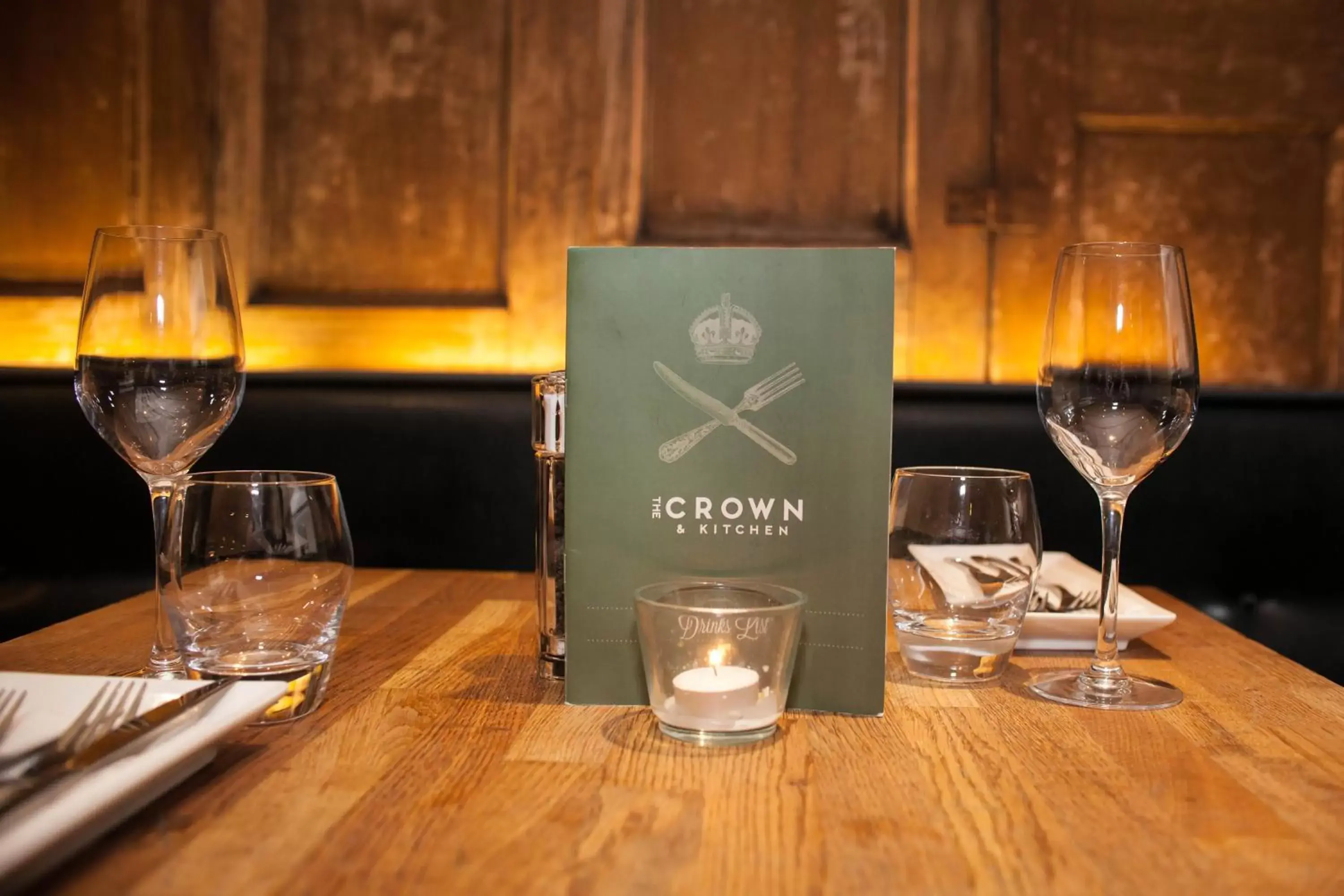 Dining area in The Crown Guest House Dining area in The Crown Guest House